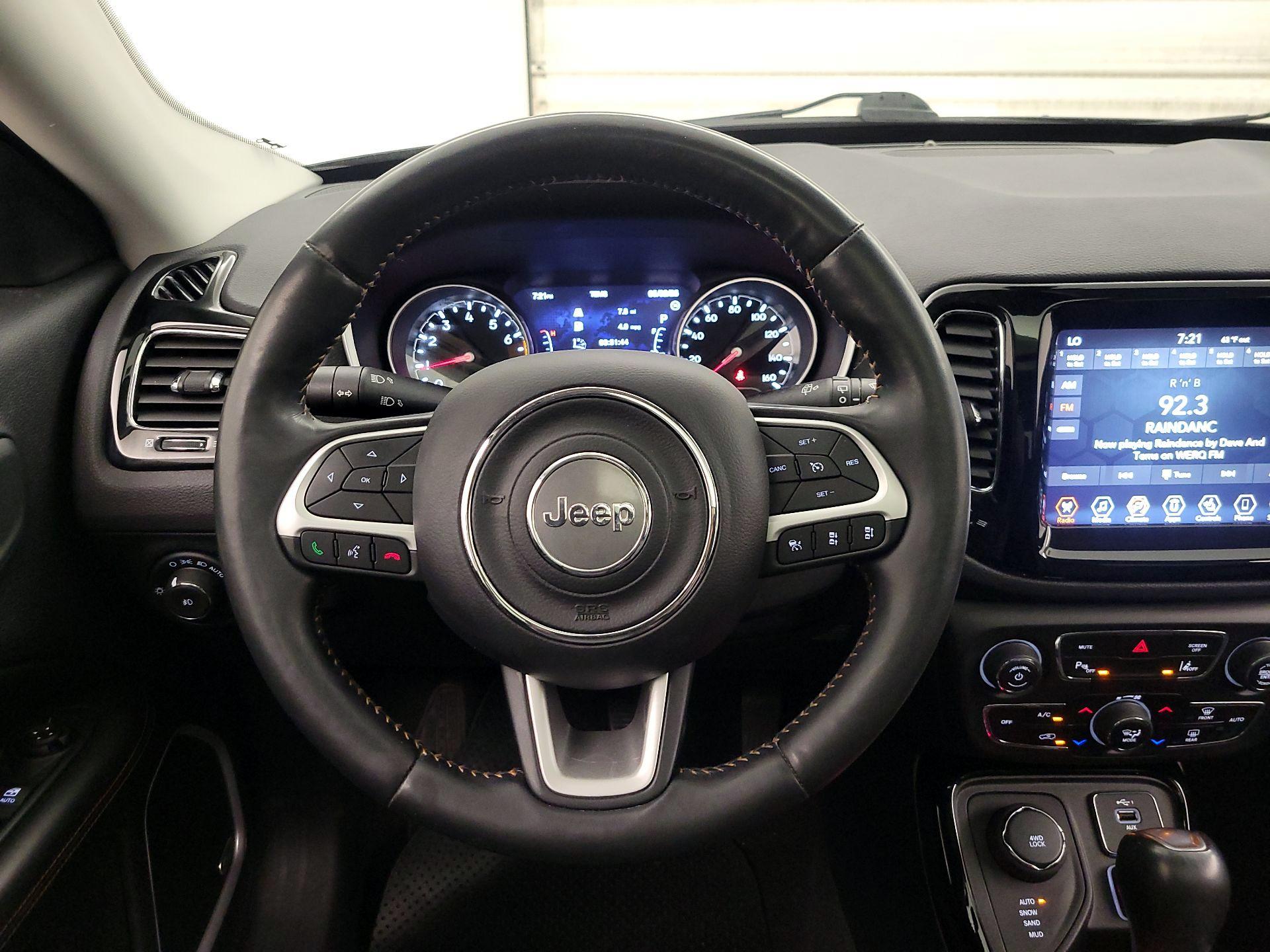 Thumbnail: 2021 Jeep Compass - 10