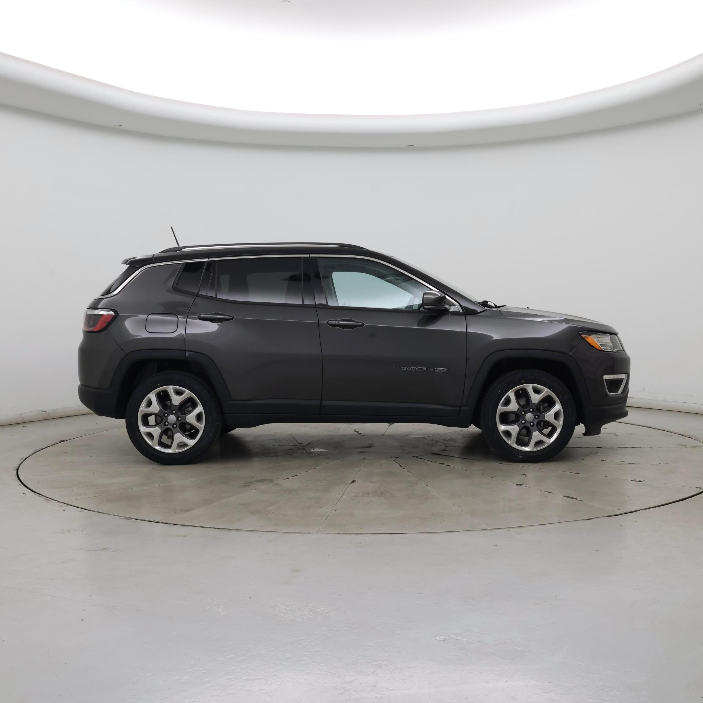 Thumbnail: 2021 Jeep Compass - 7