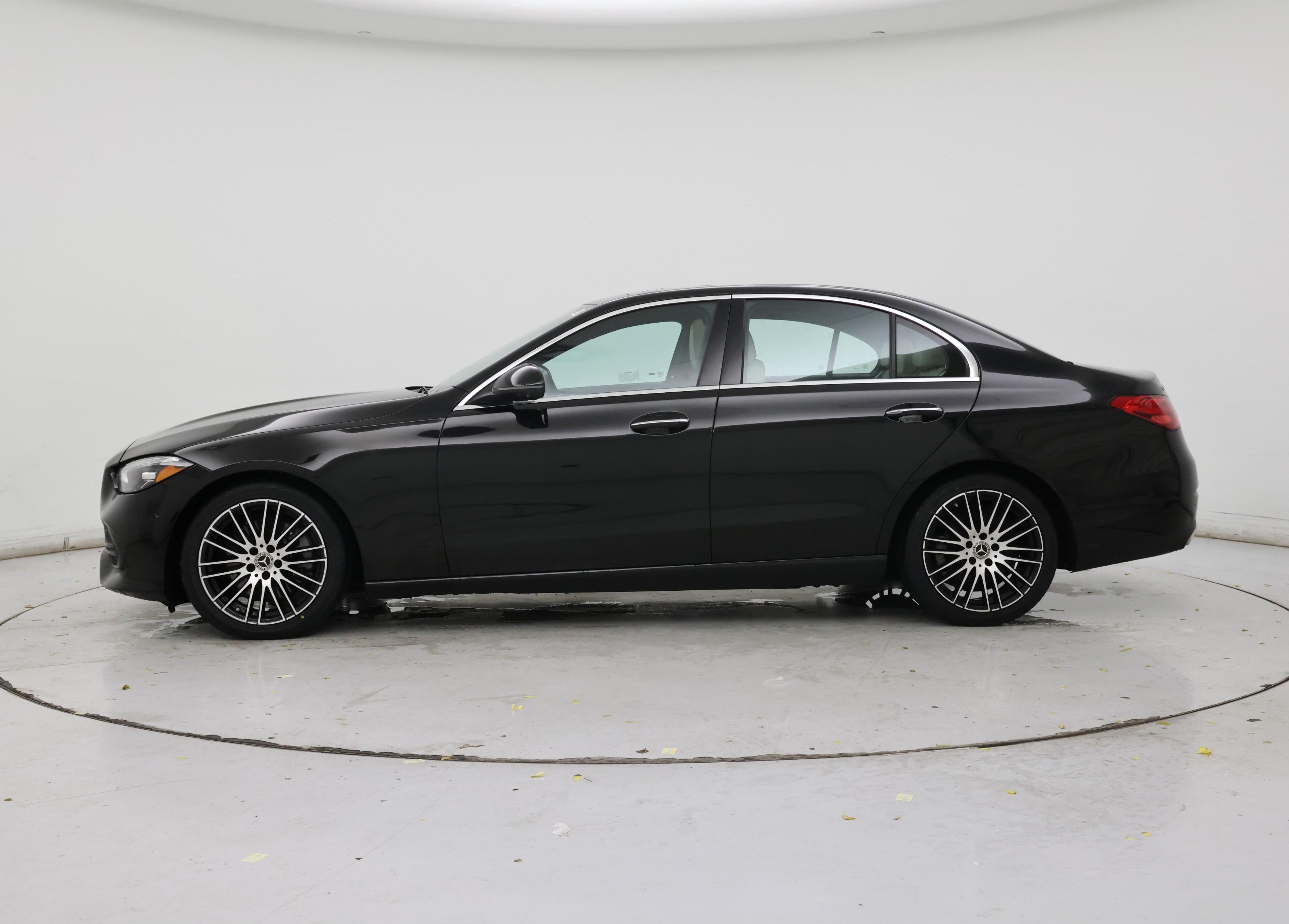 Thumbnail: 2023 Mercedes-Benz C-Class - 3