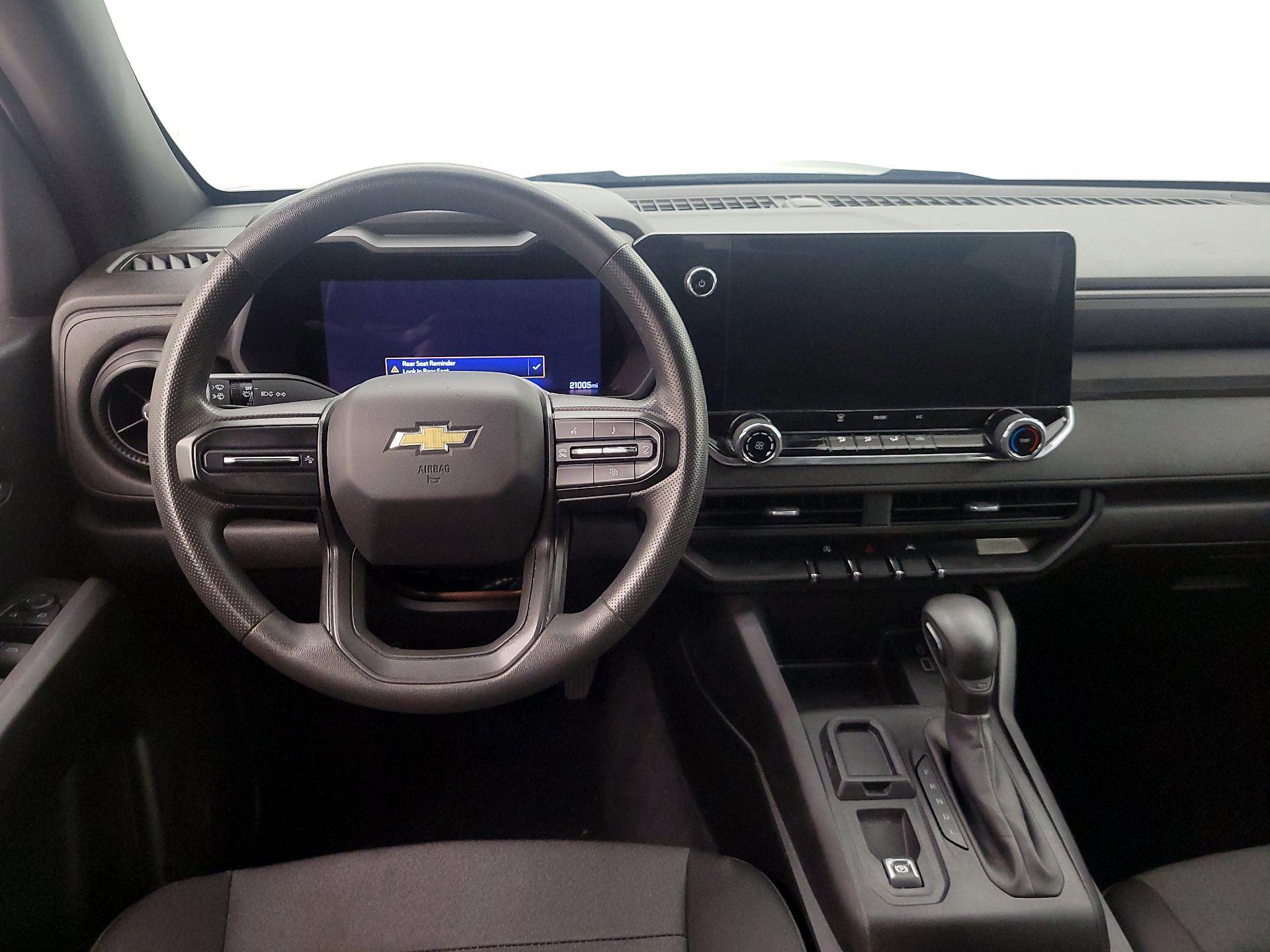 Thumbnail: 2024 Chevrolet Colorado - 10