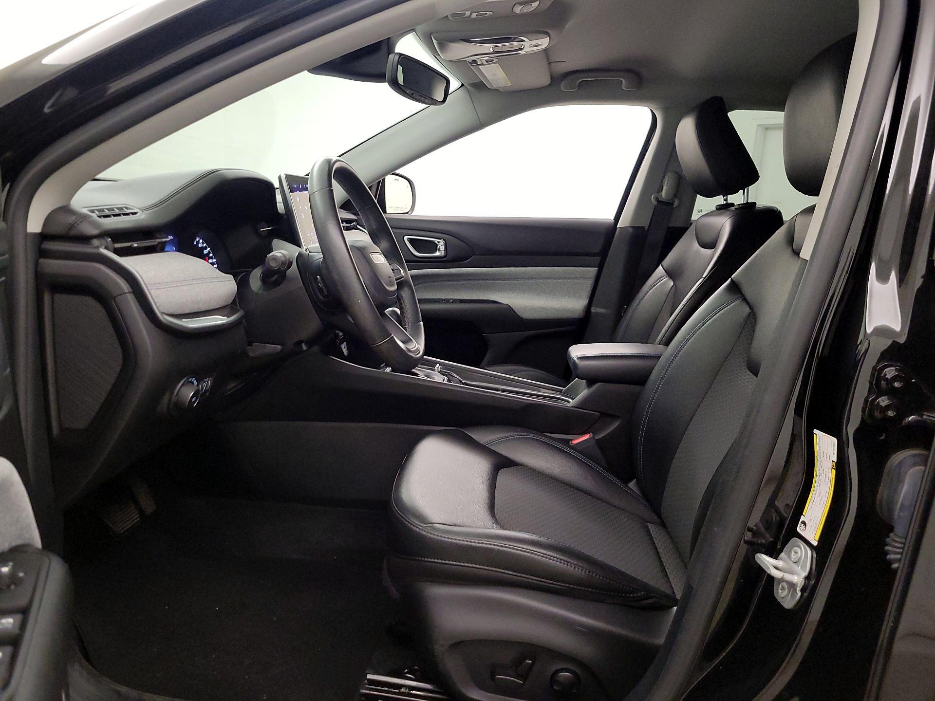 Thumbnail: 2022 Jeep Compass - 11