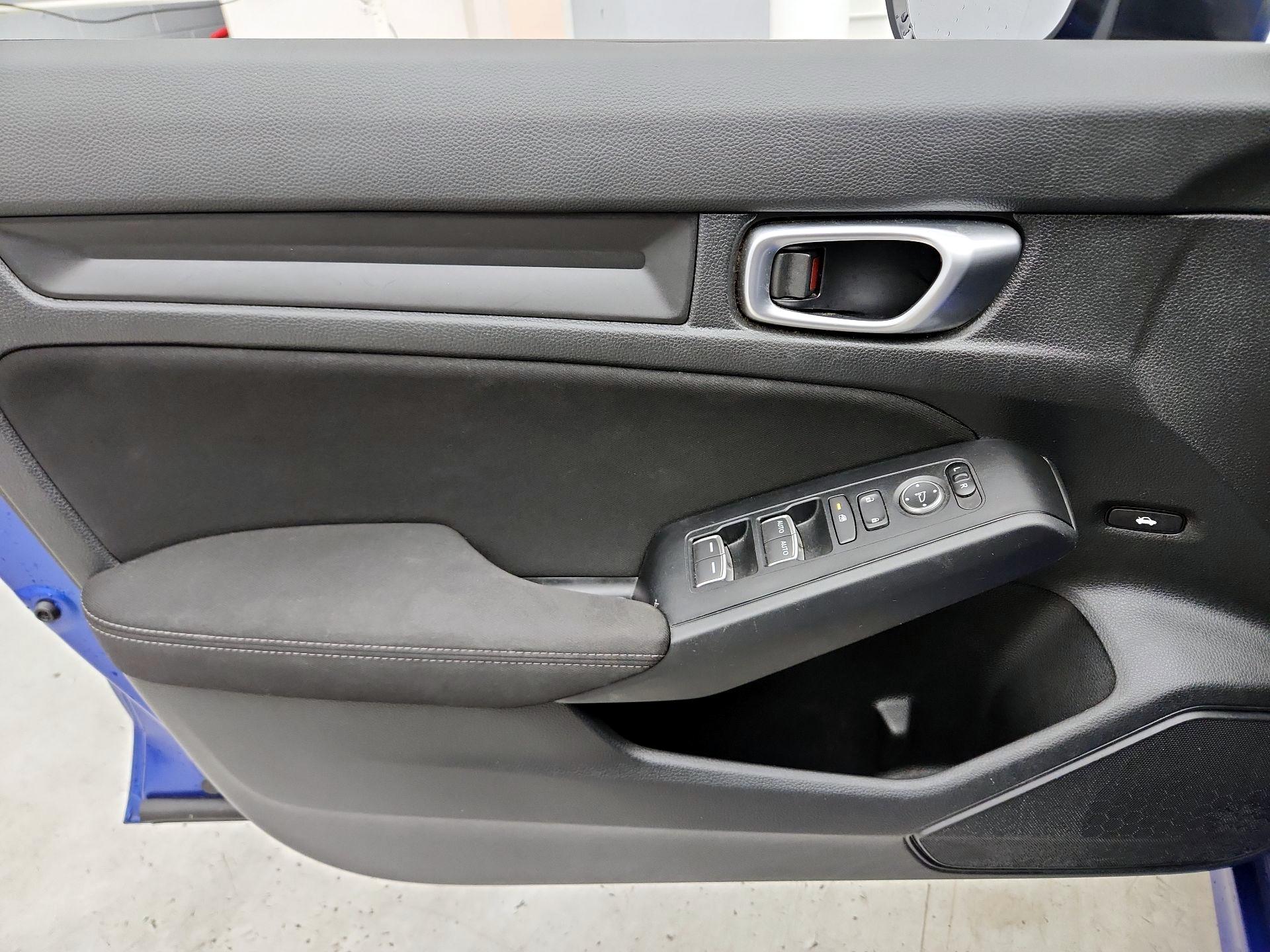 Thumbnail: 2024 Honda Civic - 12