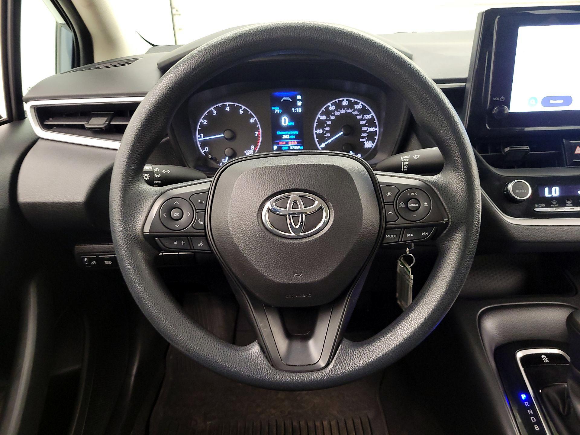 Thumbnail: 2023 Toyota Corolla - 10