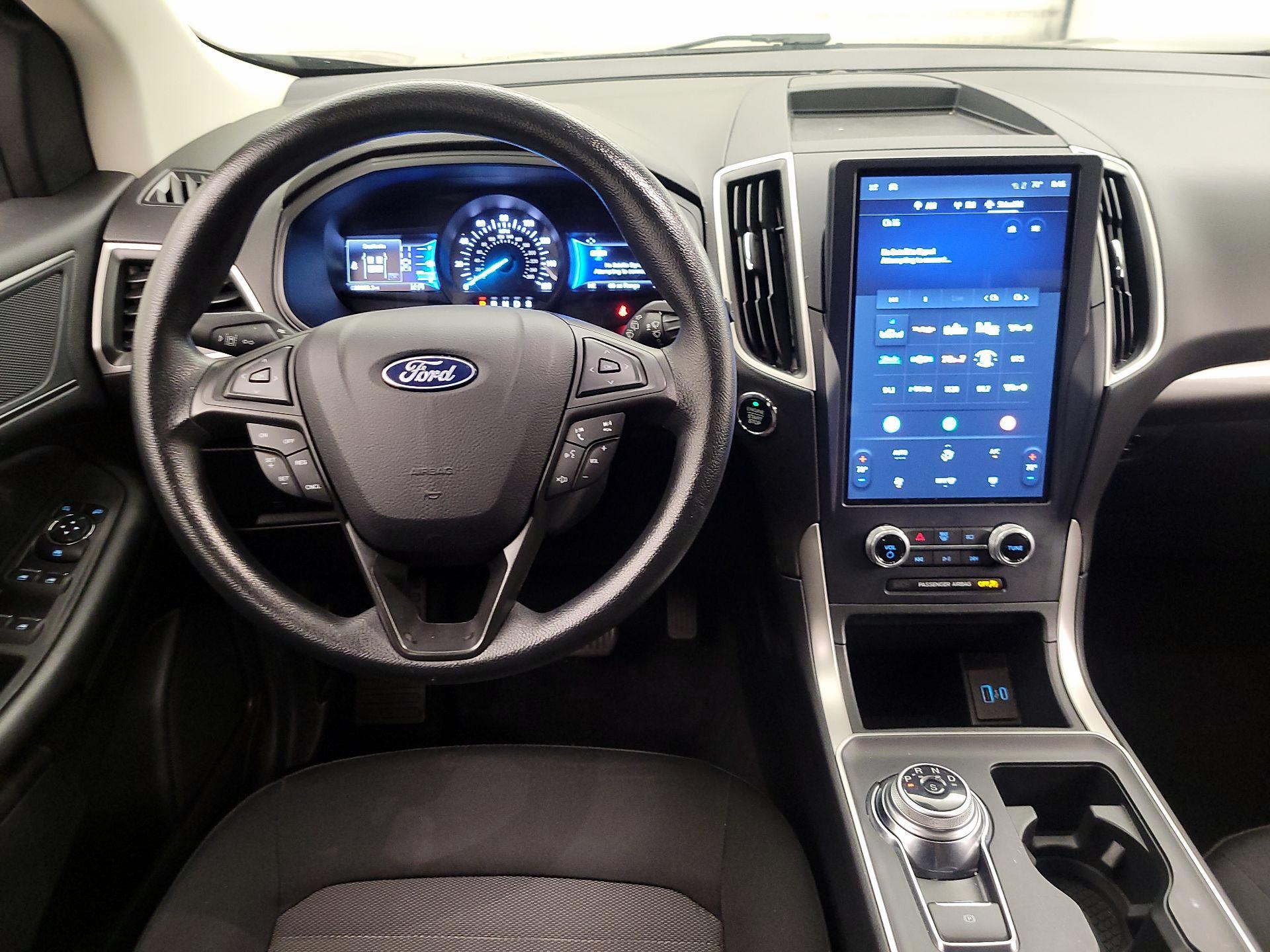 Thumbnail: 2023 Ford Edge - 9