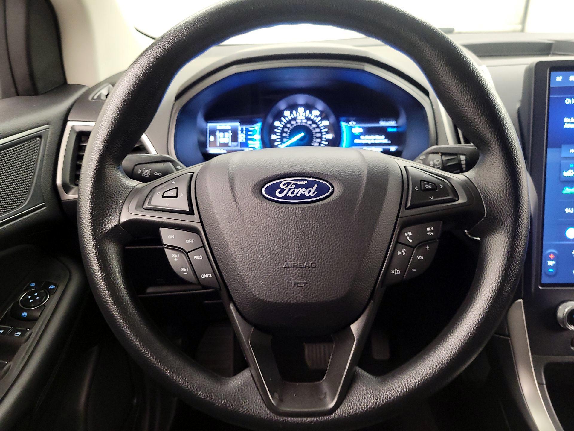 Thumbnail: 2023 Ford Edge - 10