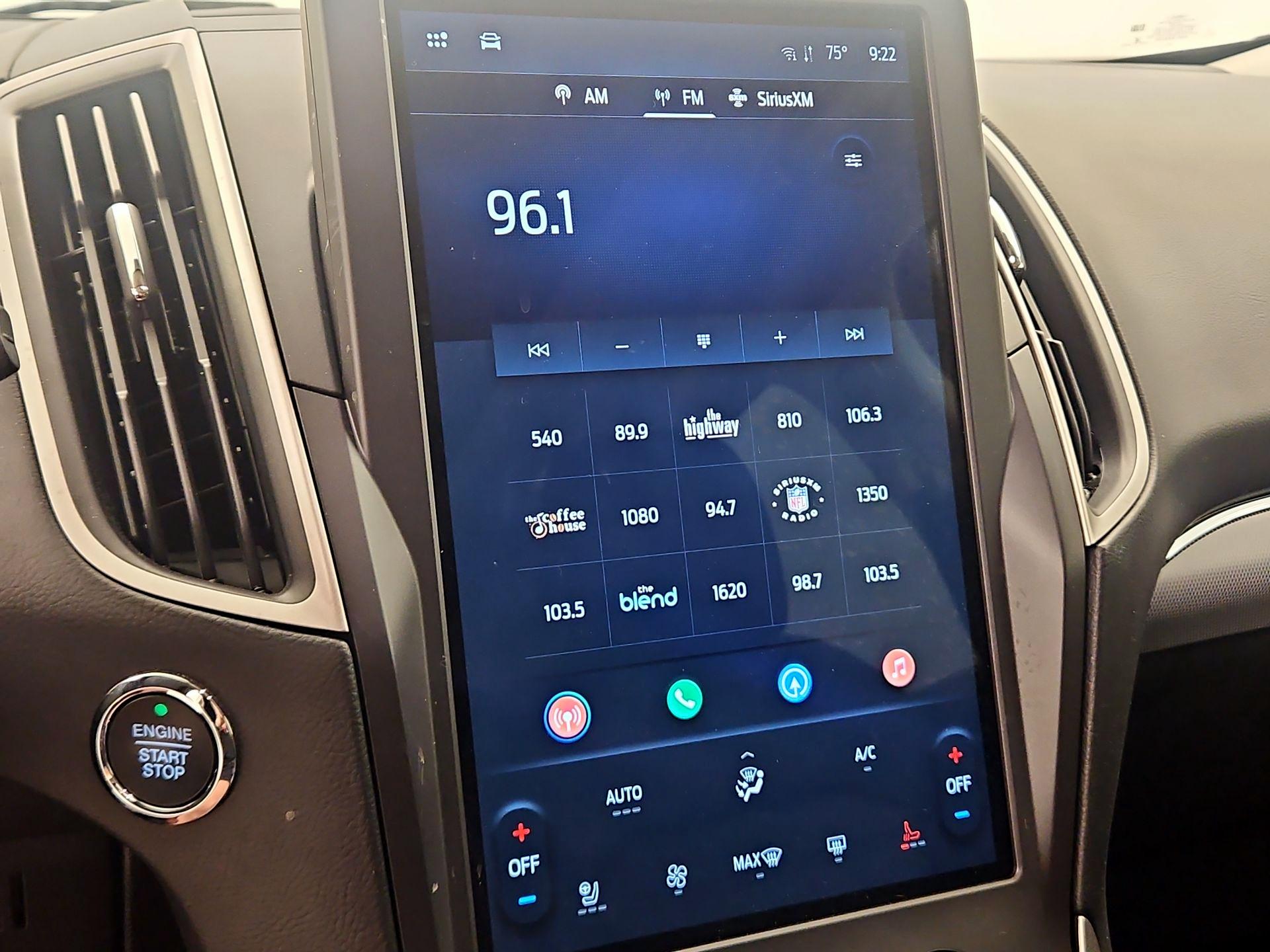 Thumbnail: 2021 Ford Edge - 16