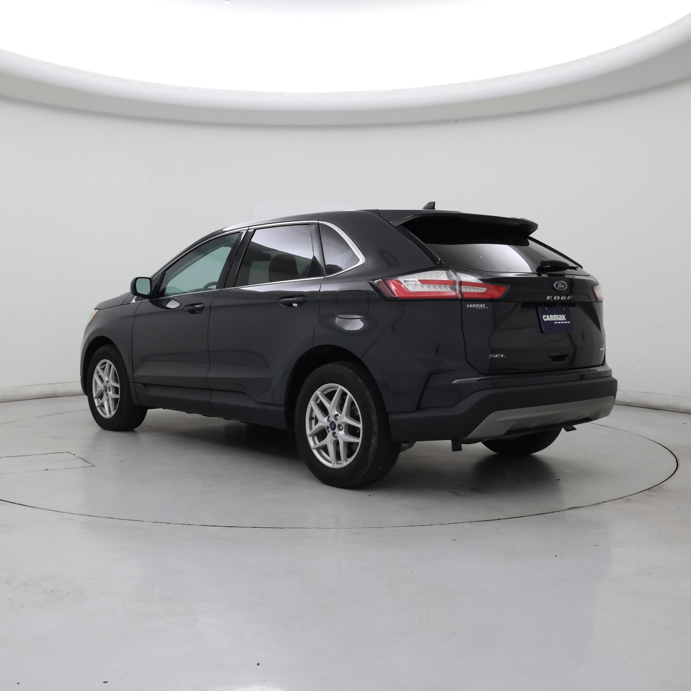 Thumbnail: 2021 Ford Edge - 2