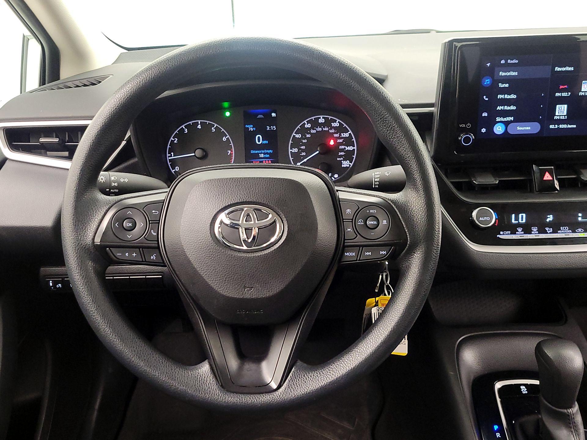 Thumbnail: 2023 Toyota Corolla - 10