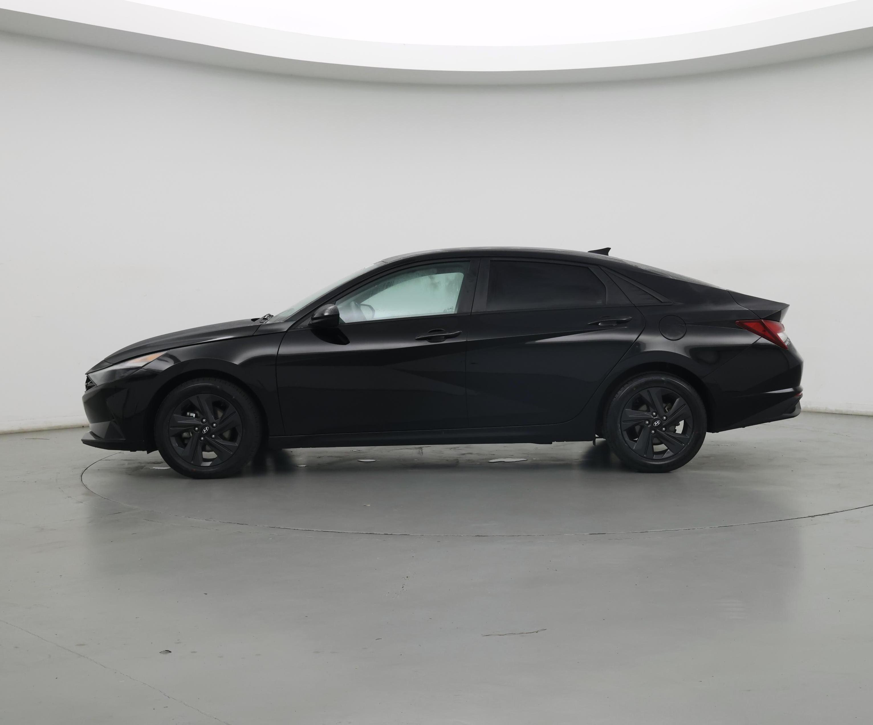 Thumbnail: 2023 Hyundai Elantra - 3