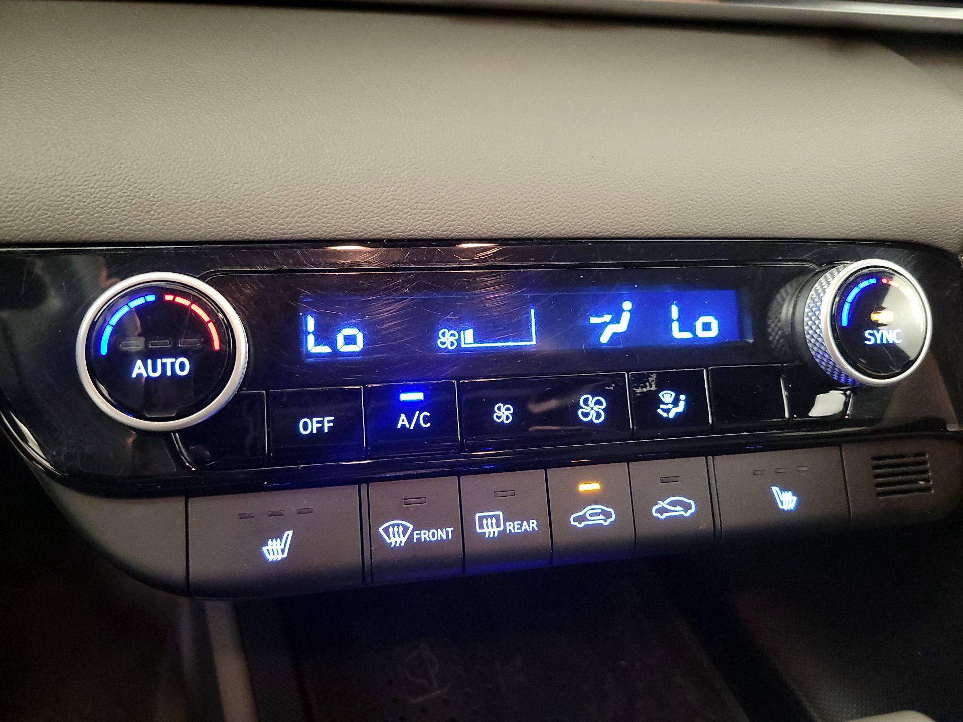Thumbnail: 2021 Hyundai Elantra - 16