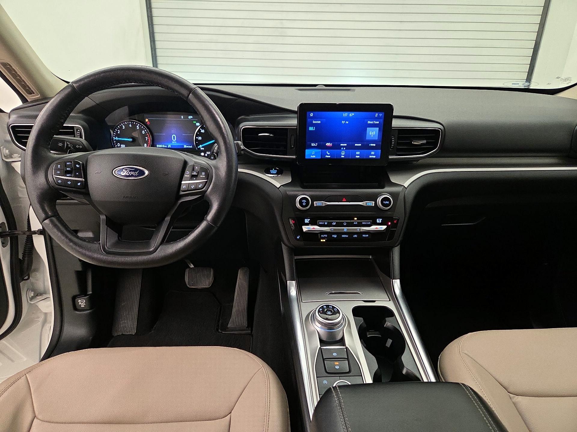 Thumbnail: 2020 Ford Explorer - 9