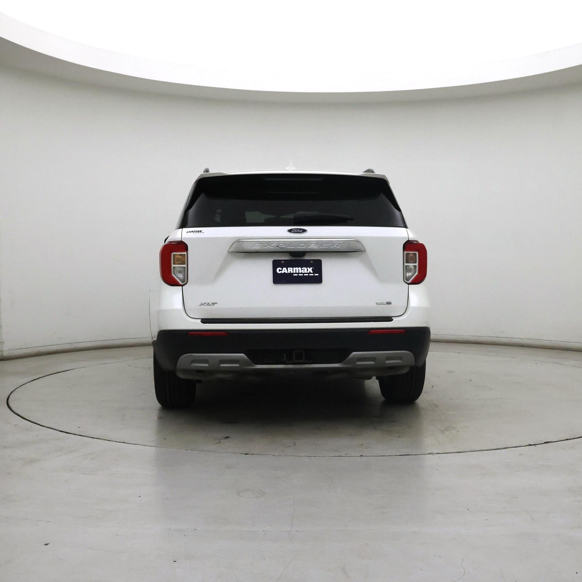 Thumbnail: 2020 Ford Explorer - 6