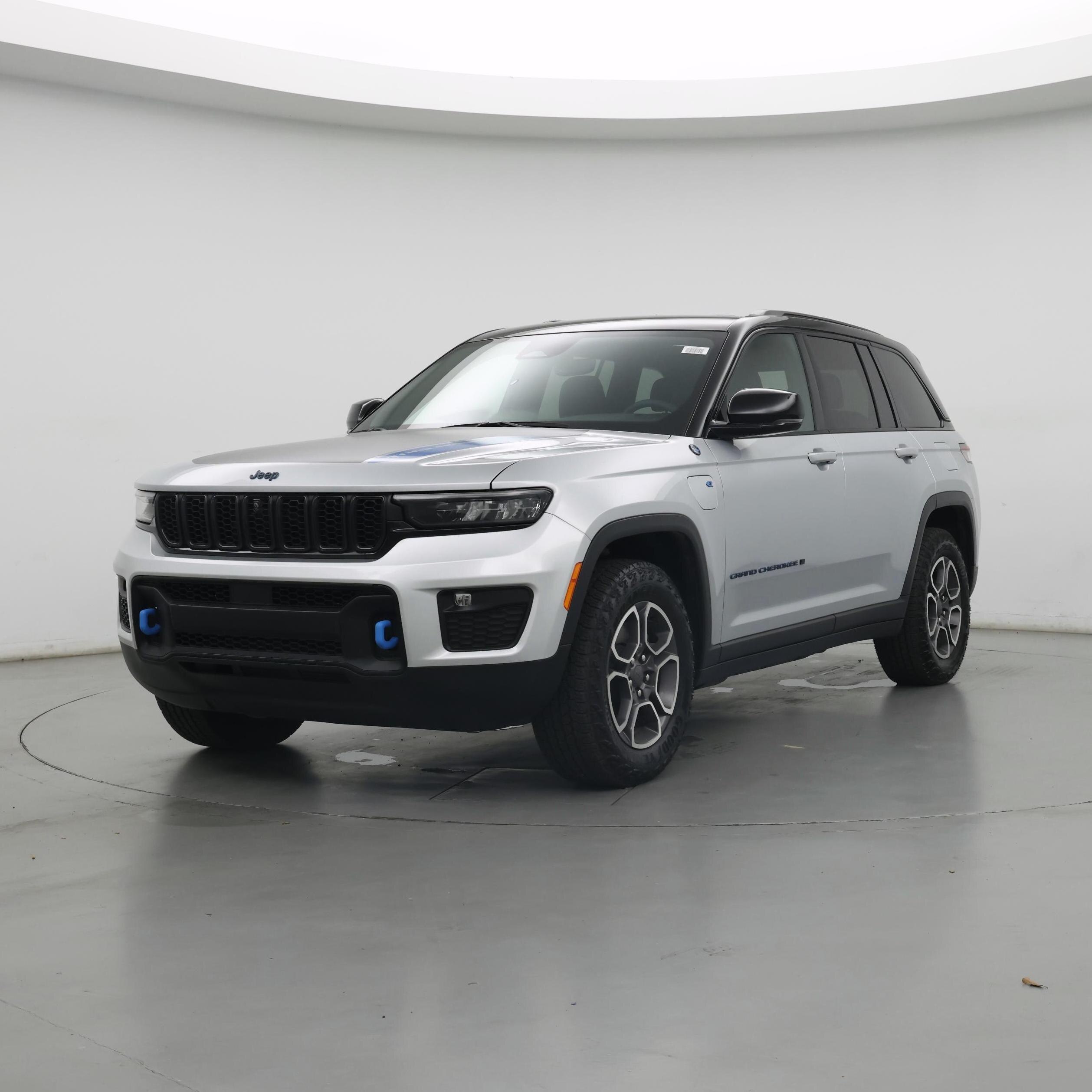 Thumbnail: 2023 Jeep Grand Cherokee - 4