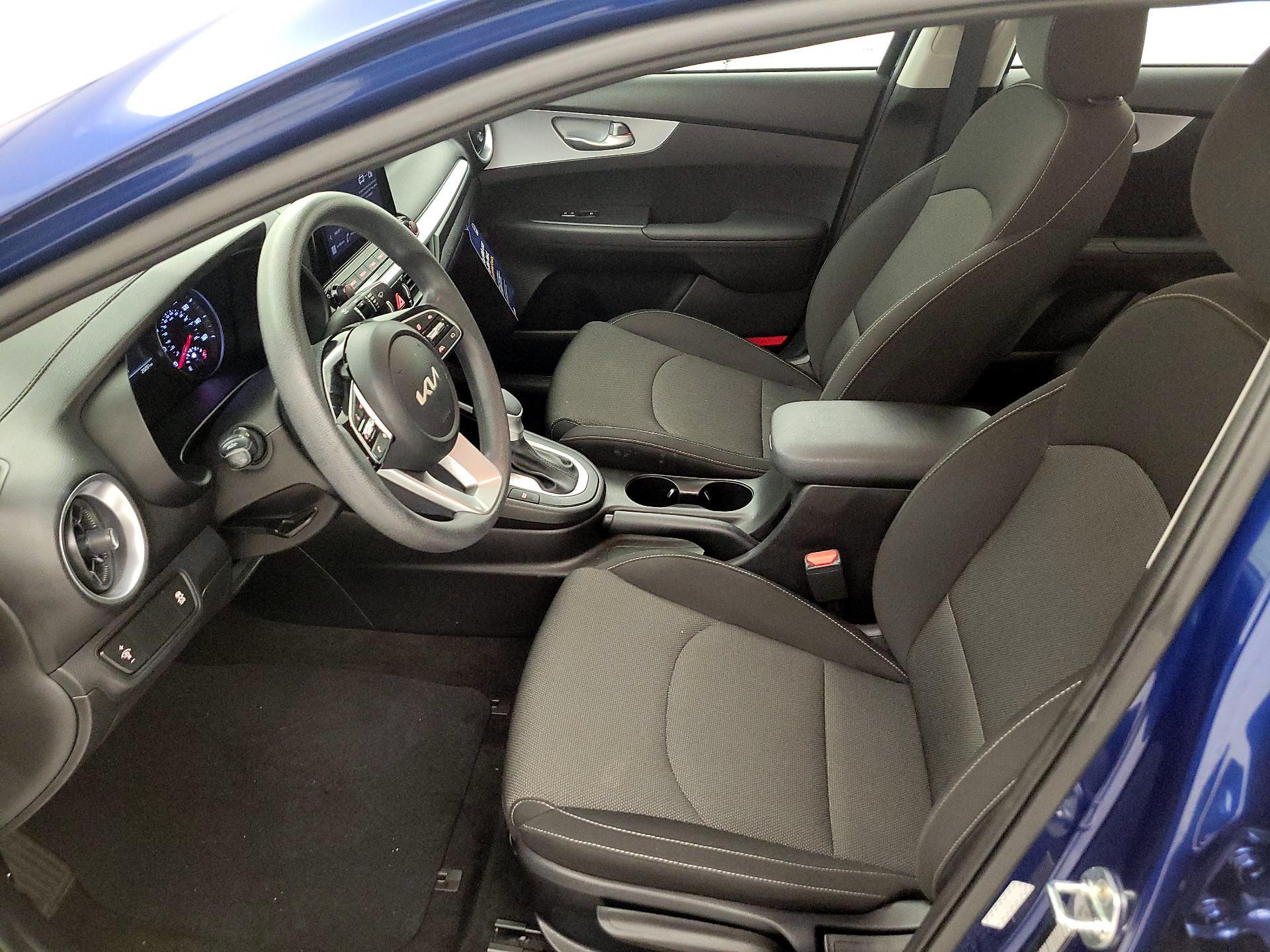 Thumbnail: 2023 Kia Forte - 11