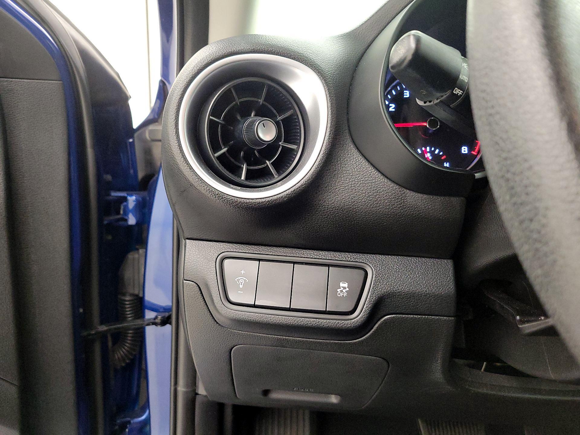 Thumbnail: 2023 Kia Forte - 13