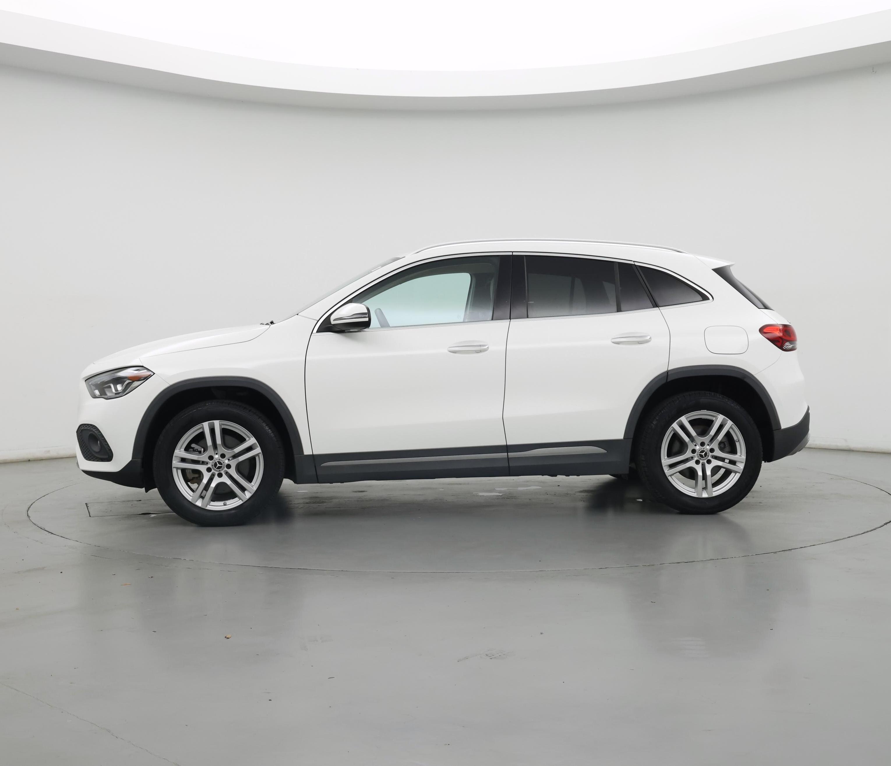 Thumbnail: 2023 Mercedes-Benz GLA - 3