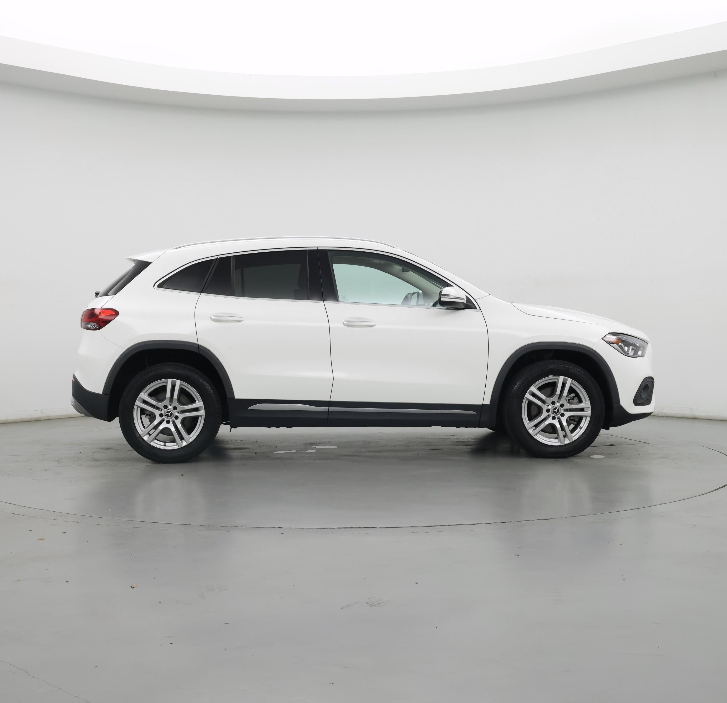 Thumbnail: 2023 Mercedes-Benz GLA - 7
