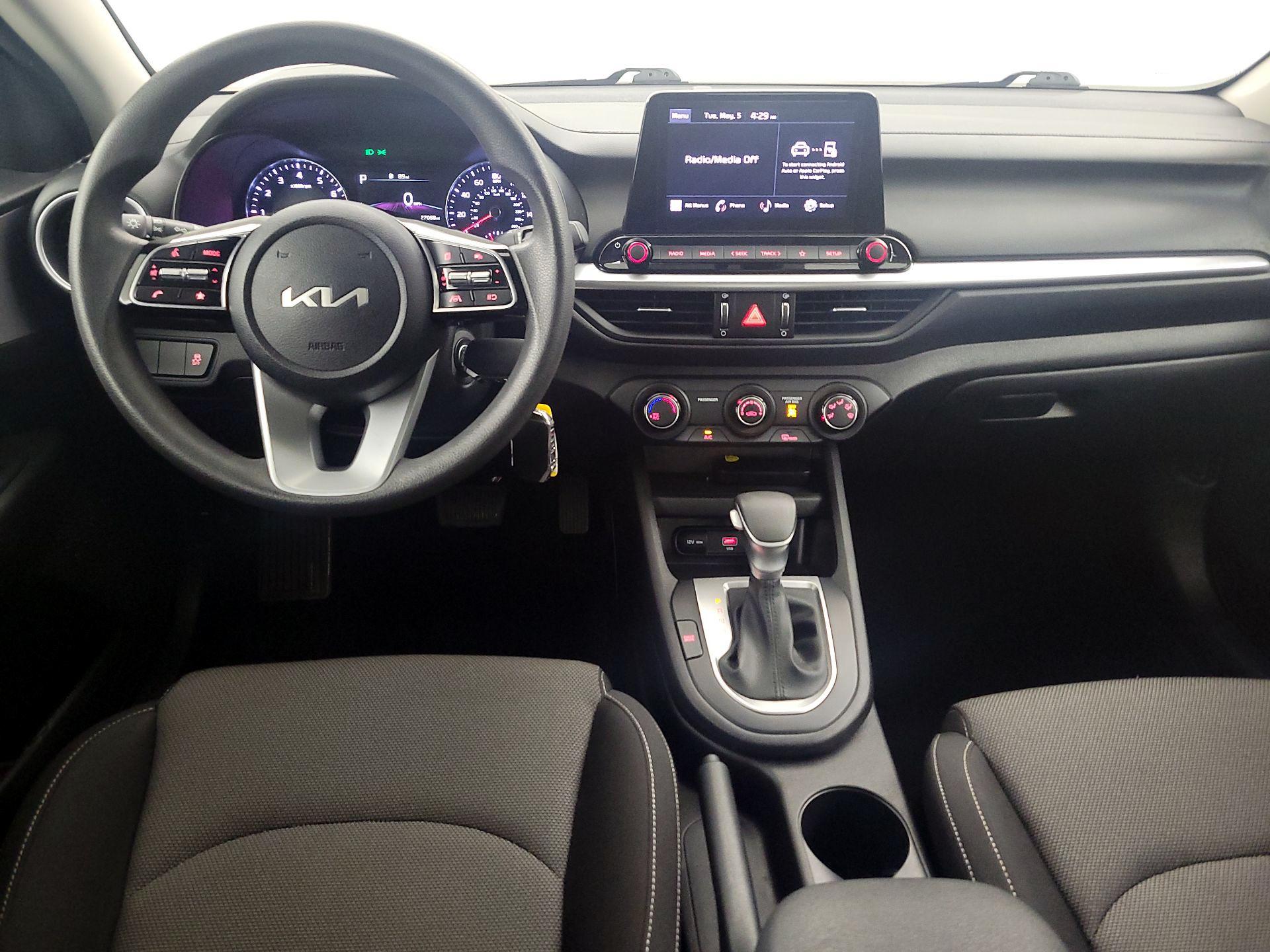 Thumbnail: 2023 Kia Forte - 9