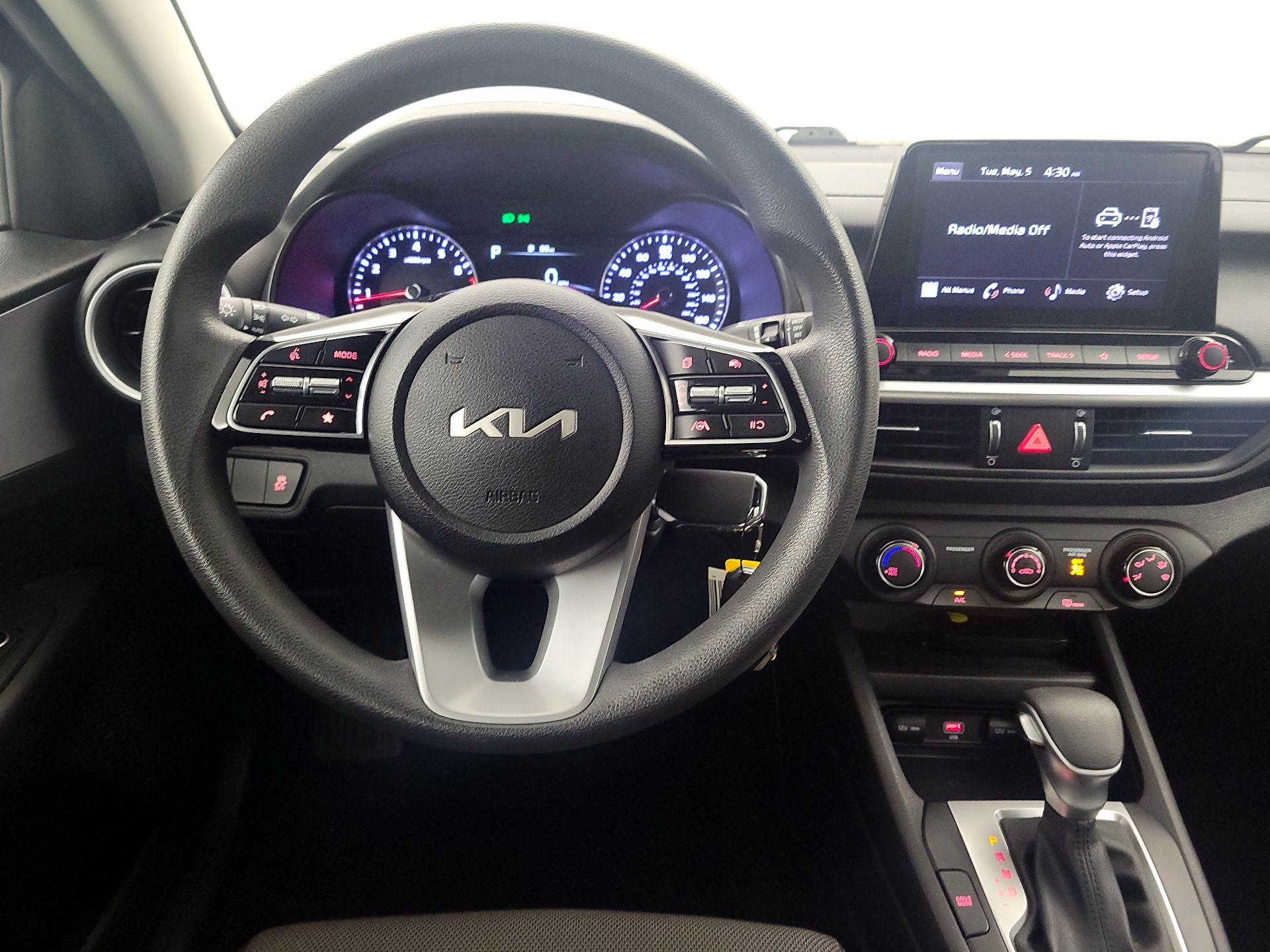 Thumbnail: 2023 Kia Forte - 10