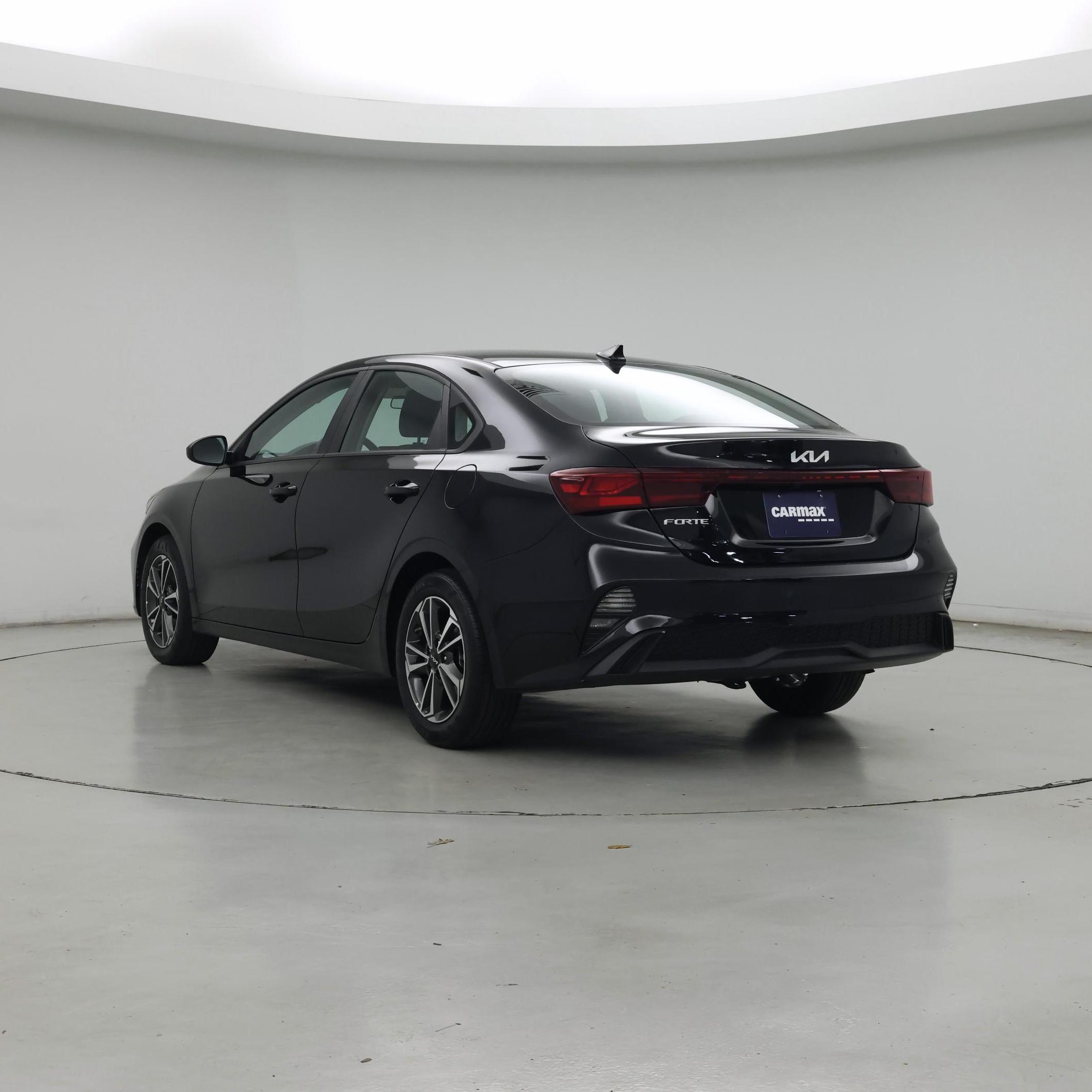 Thumbnail: 2023 Kia Forte - 2