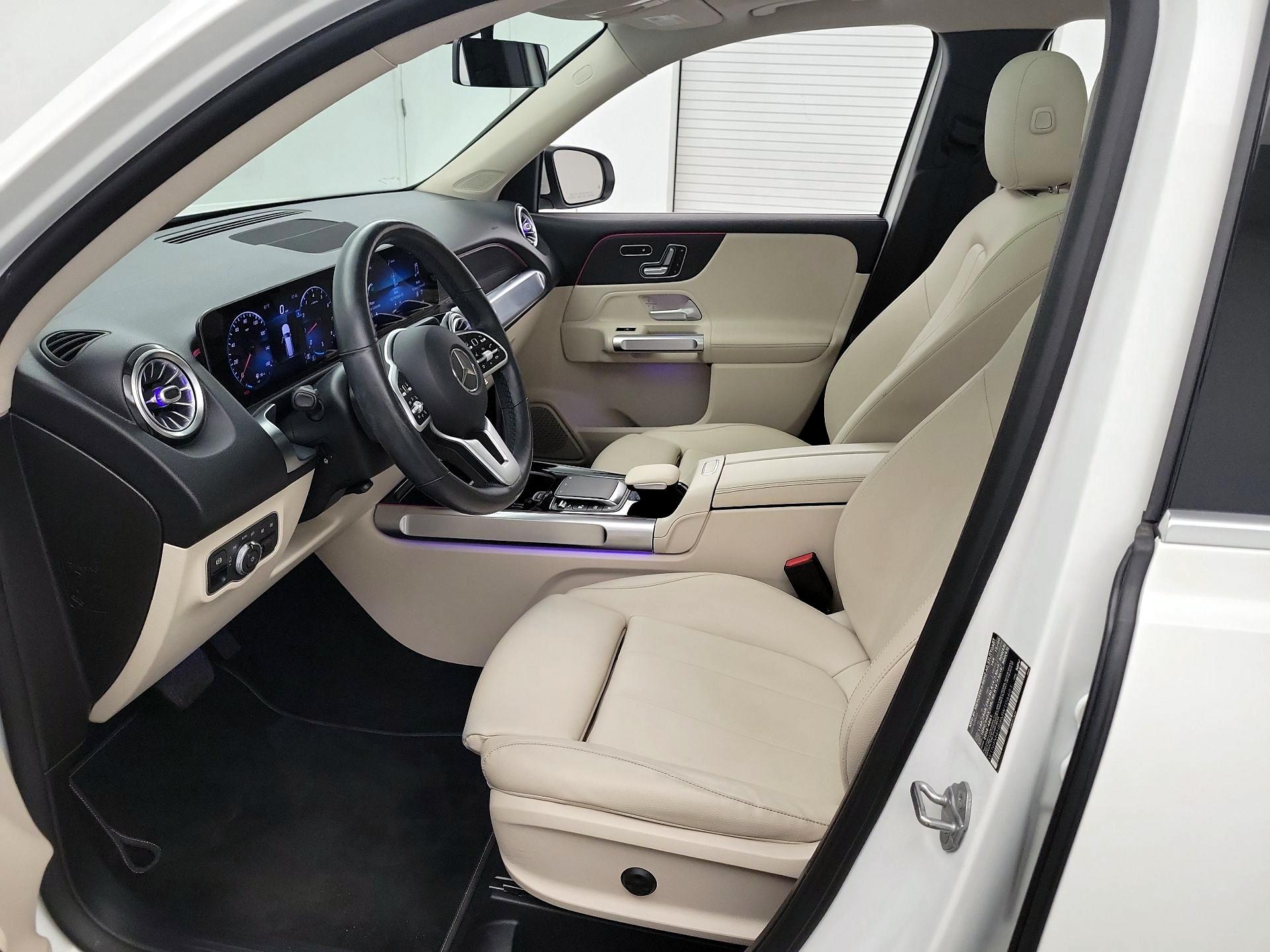 Thumbnail: 2021 Mercedes-Benz GLB - 11