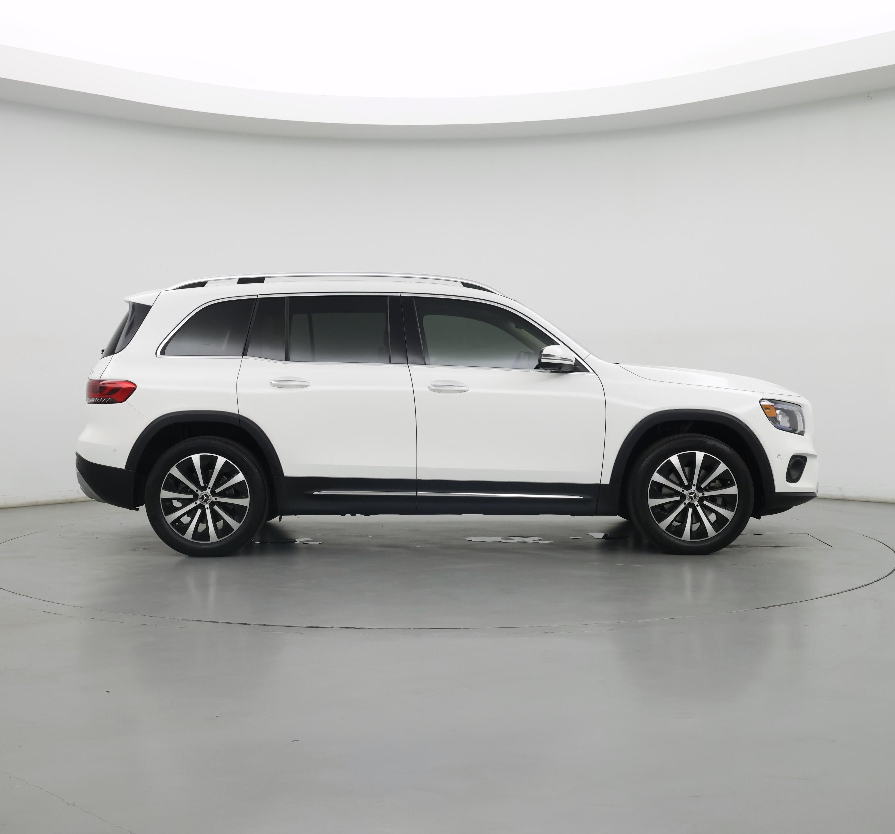 Thumbnail: 2021 Mercedes-Benz GLB - 7