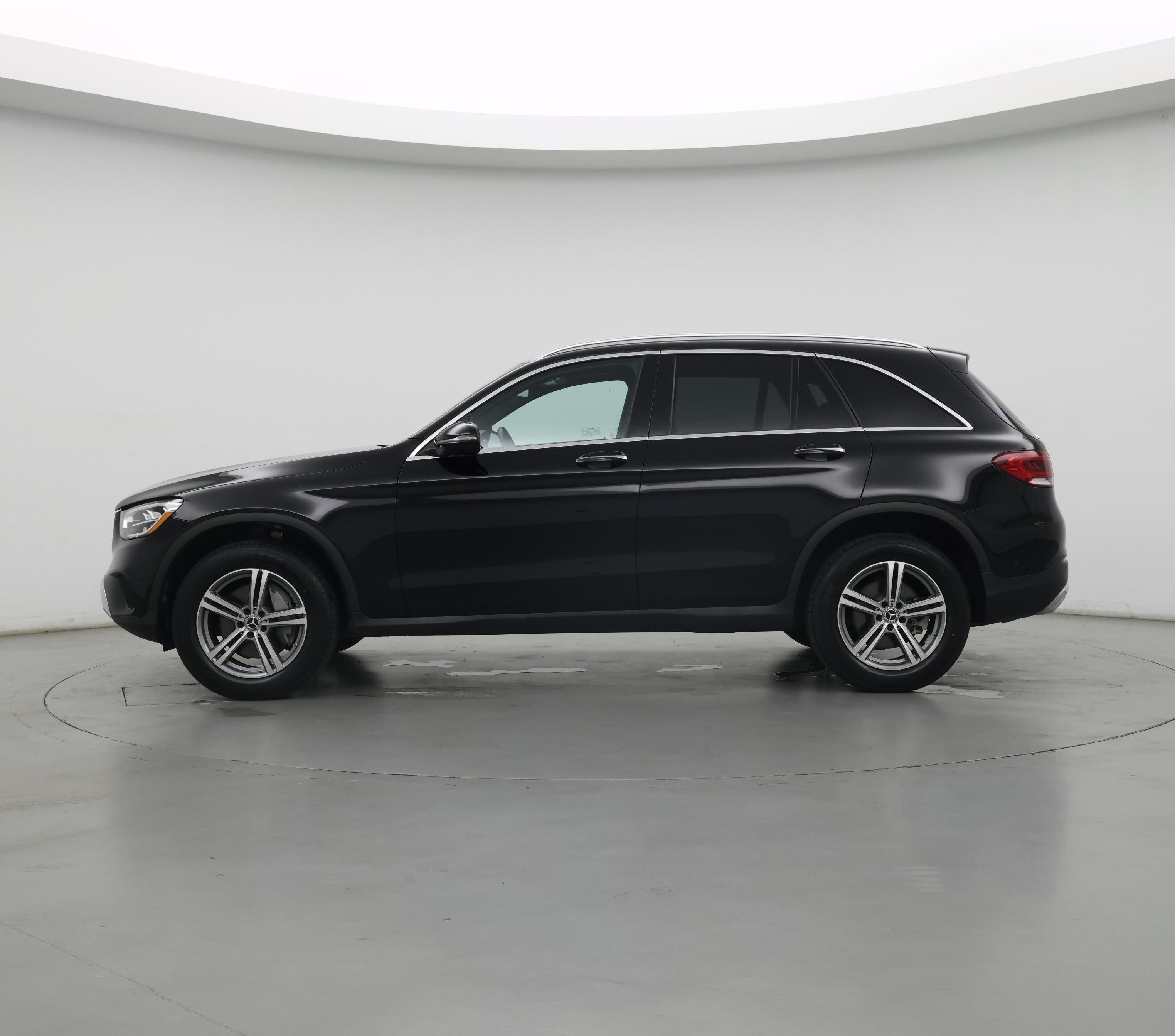 Thumbnail: 2022 Mercedes-Benz GLC - 3