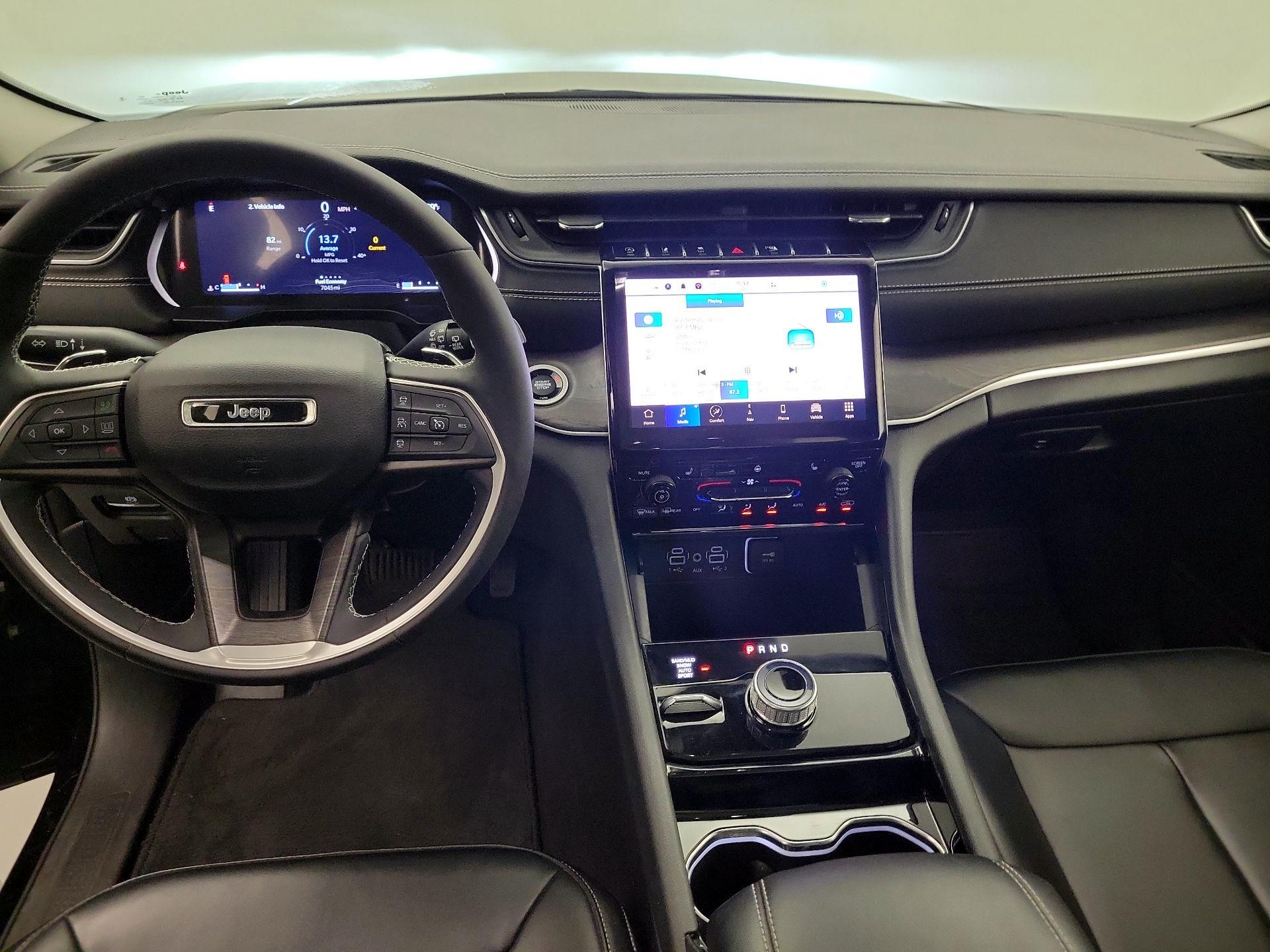 Thumbnail: 2023 Jeep Grand Cherokee - 9