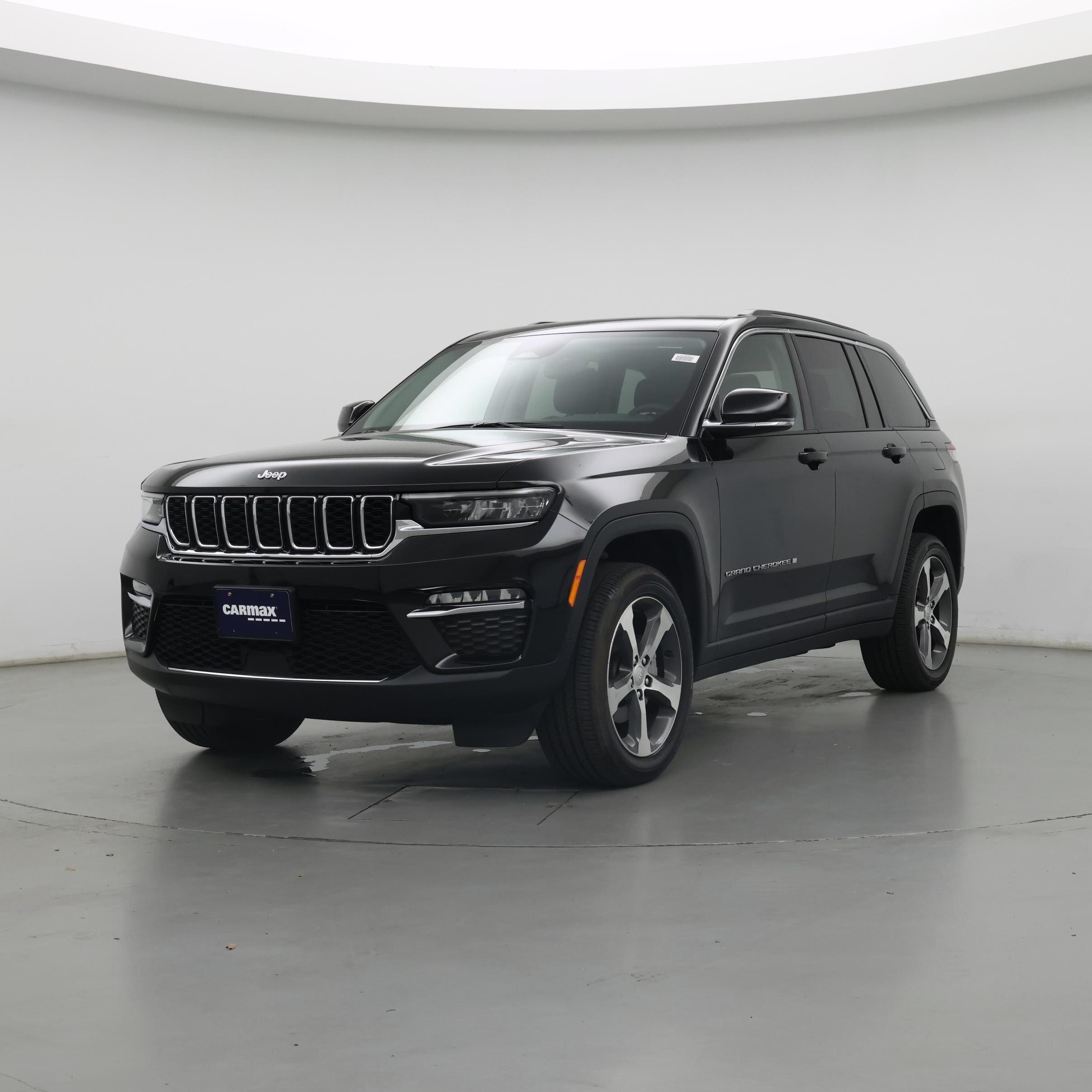 Thumbnail: 2023 Jeep Grand Cherokee - 4