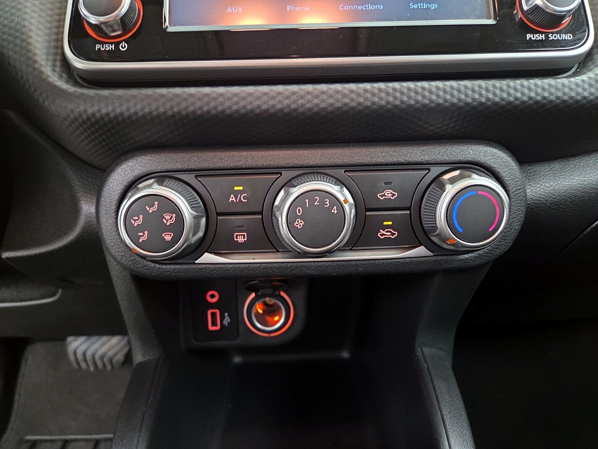 Thumbnail: 2023 Nissan Kicks - 16