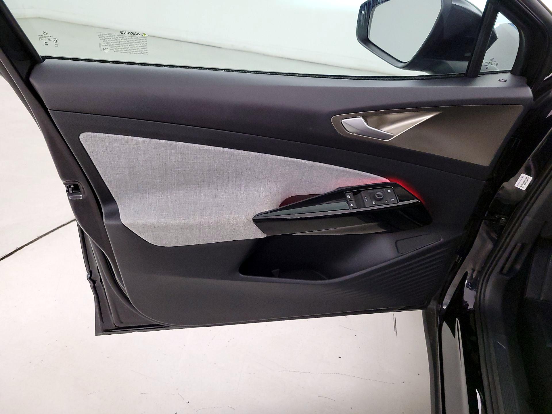 Thumbnail: 2024 Volkswagen ID.4 - 12