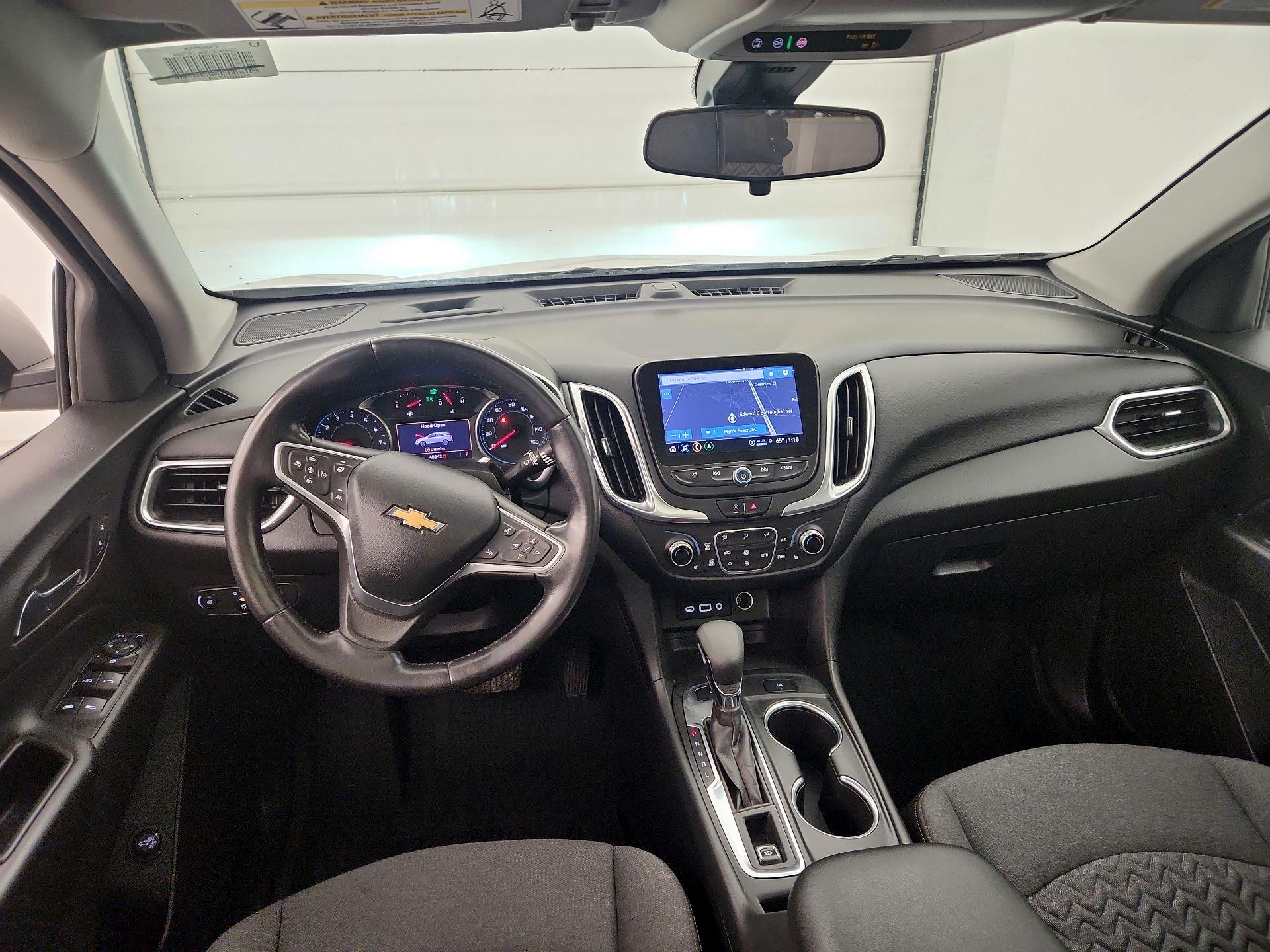Thumbnail: 2022 Chevrolet Equinox - 9