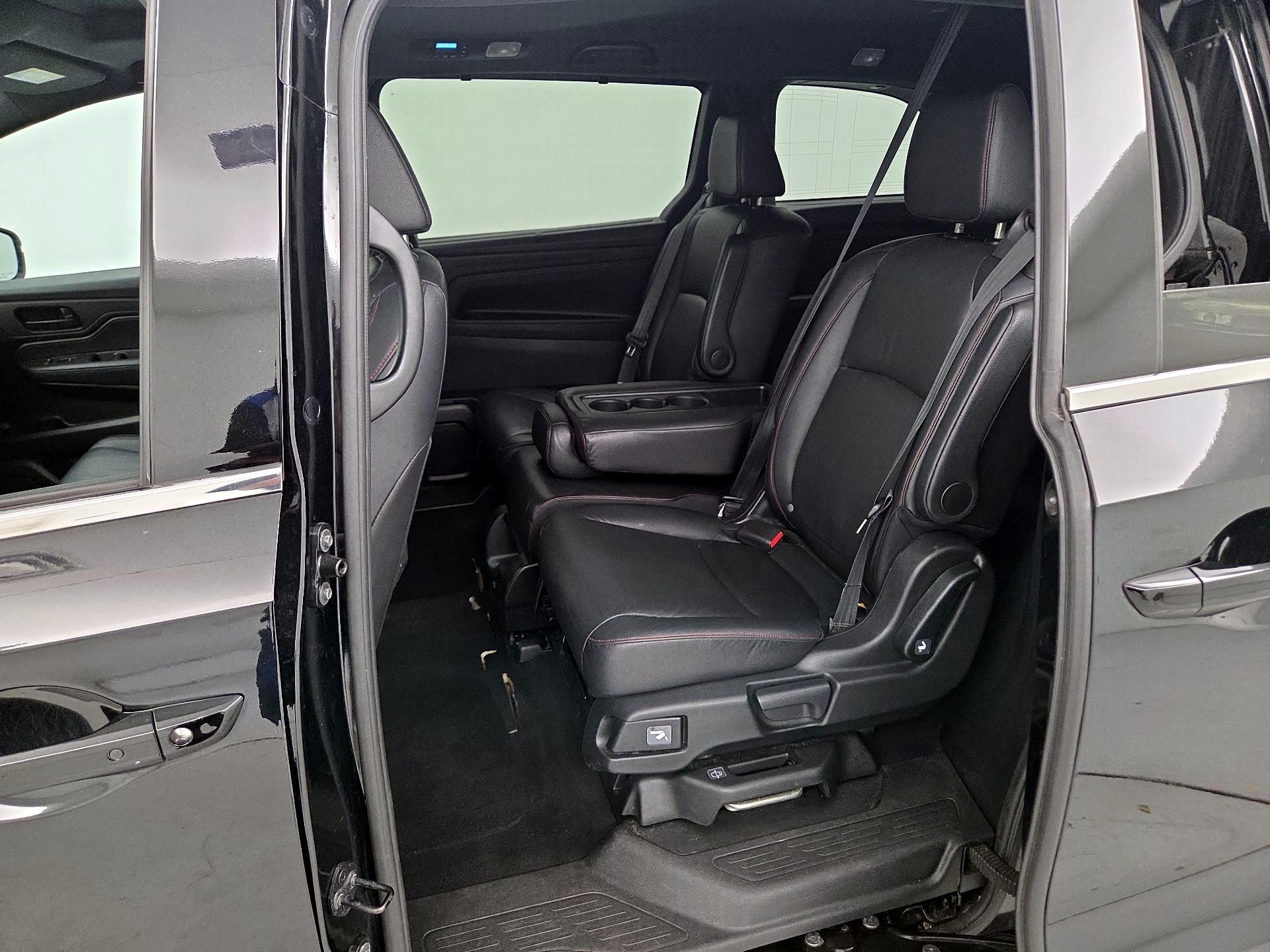 Thumbnail: 2023 Honda Odyssey - 20