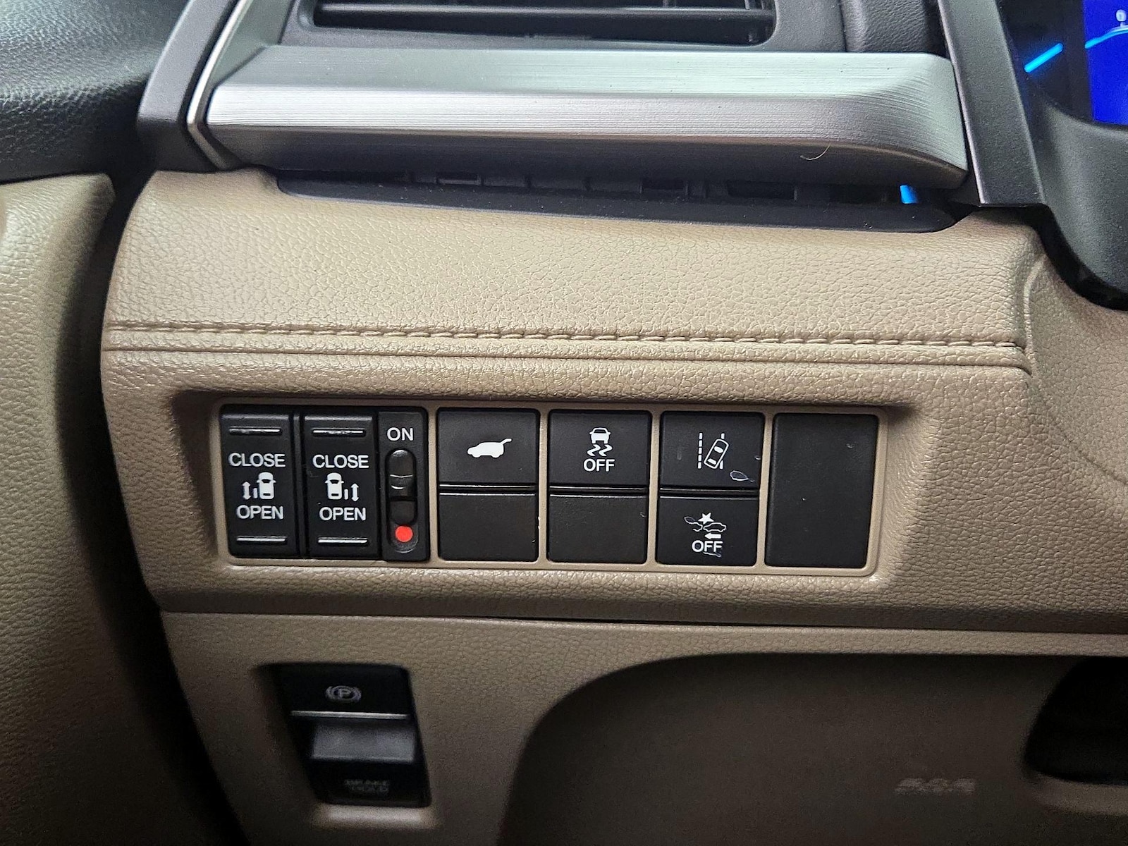 2020 Honda Odyssey EX-L - Photo 14
