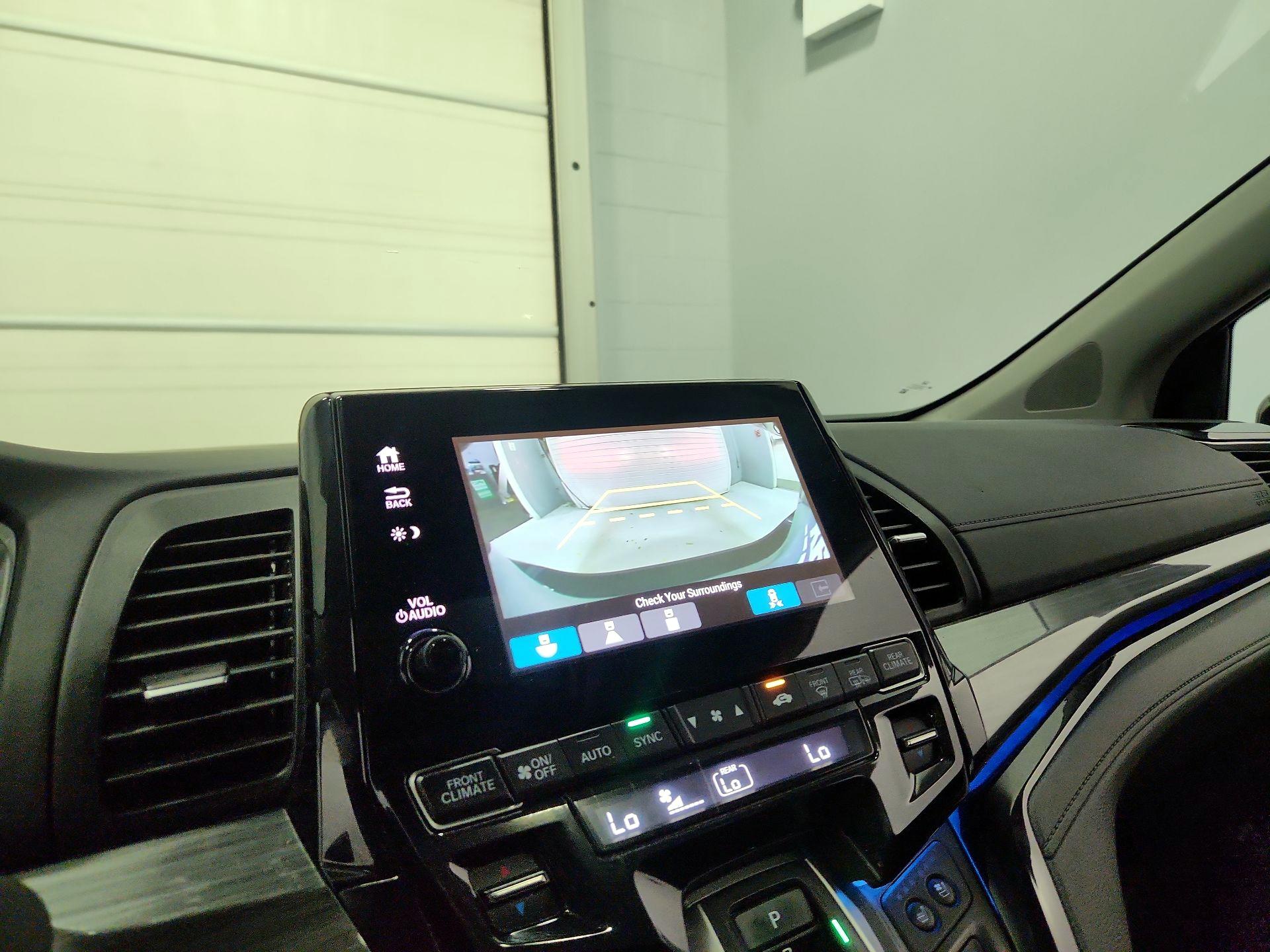 Thumbnail: 2023 Honda Odyssey - 15