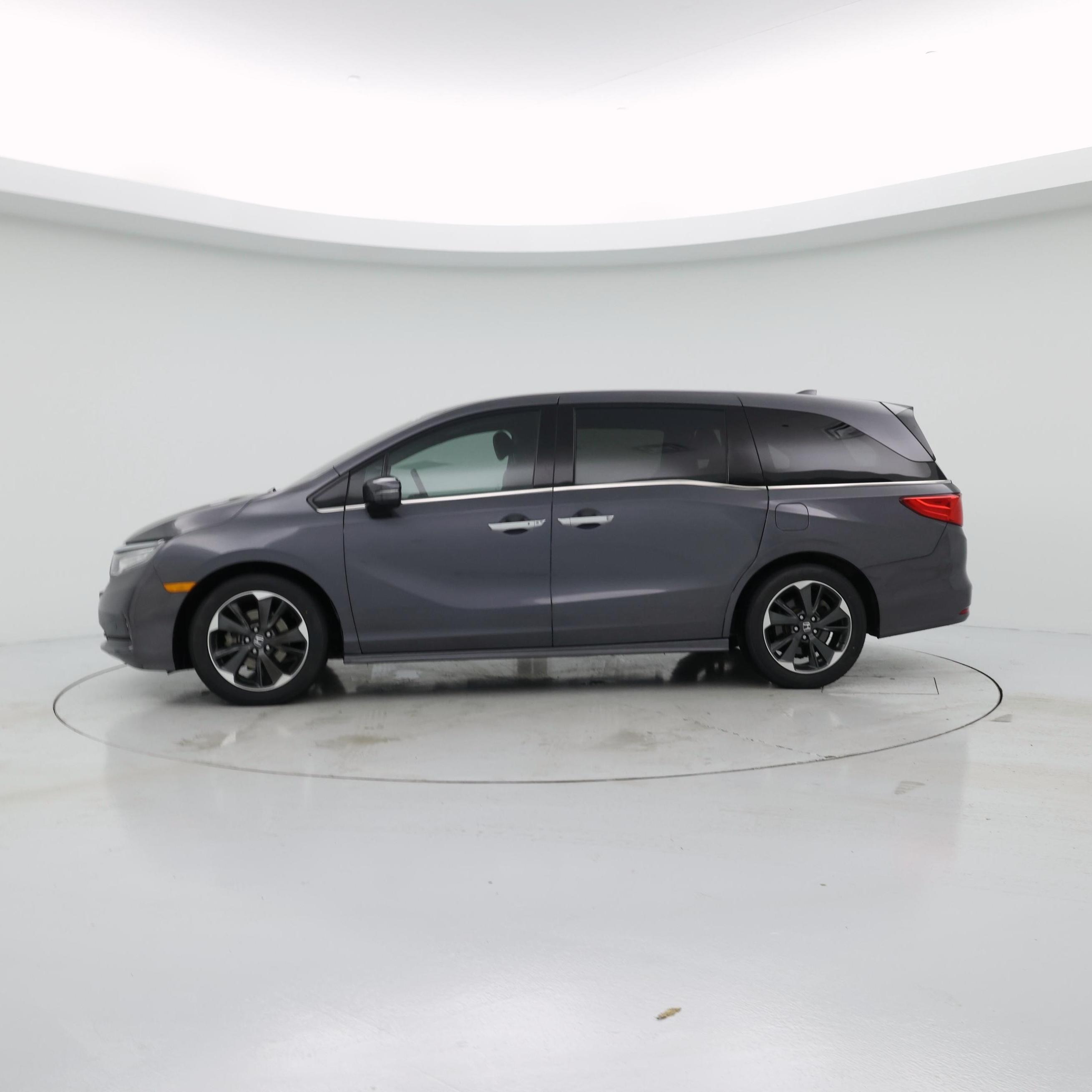 Thumbnail: 2023 Honda Odyssey - 3