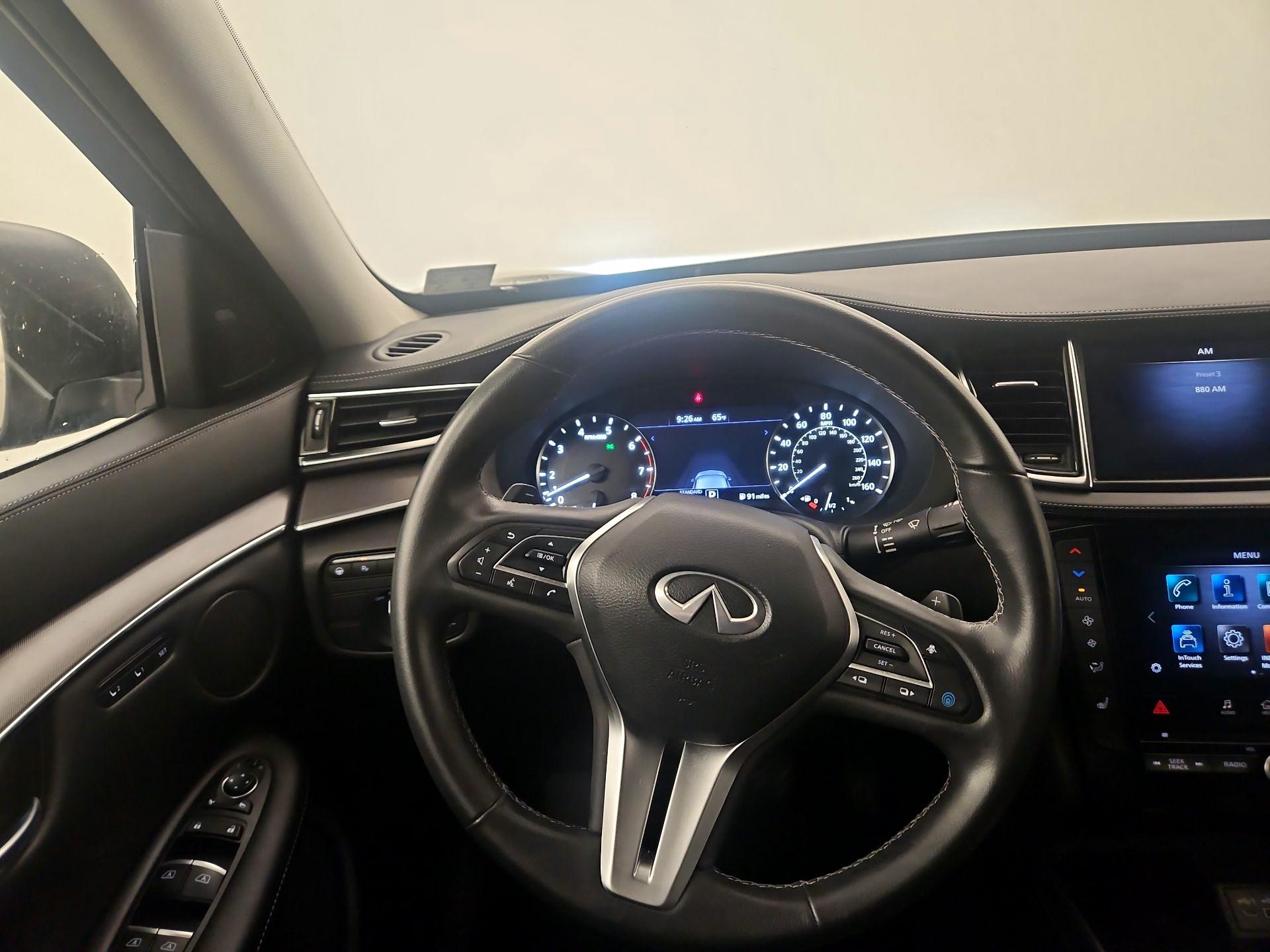 Thumbnail: 2023 INFINITI QX50 - 10