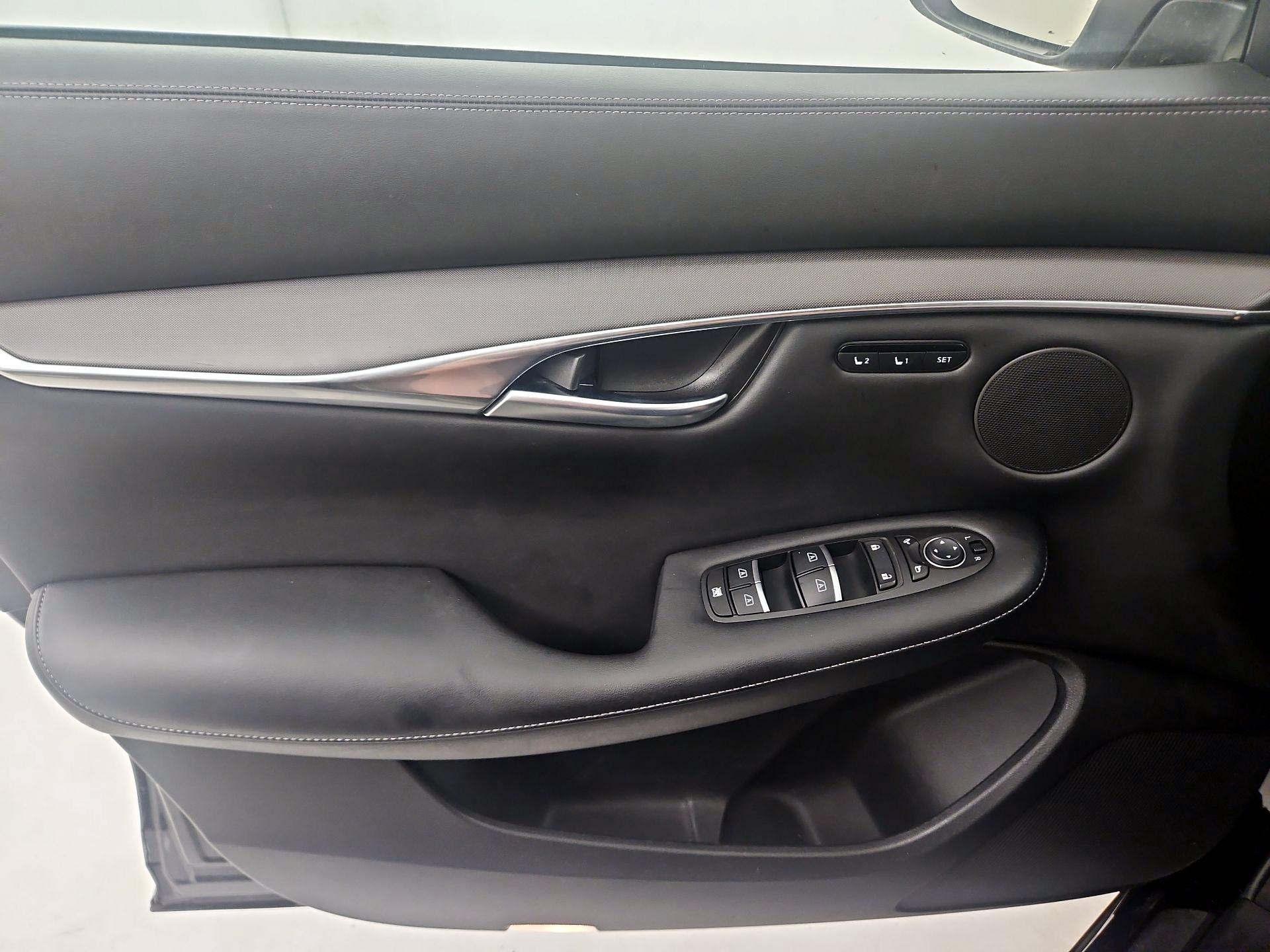 Thumbnail: 2023 INFINITI QX50 - 12