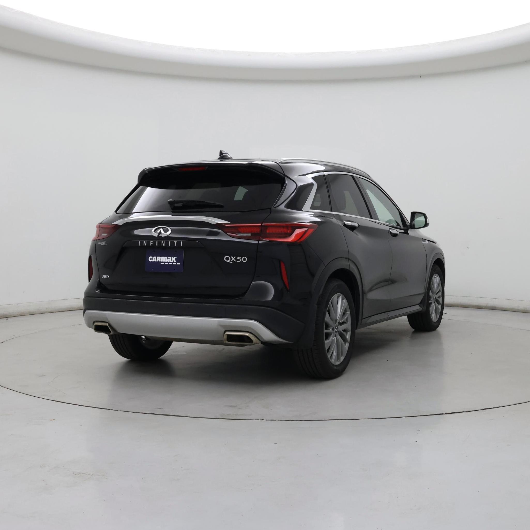 Thumbnail: 2023 INFINITI QX50 - 8