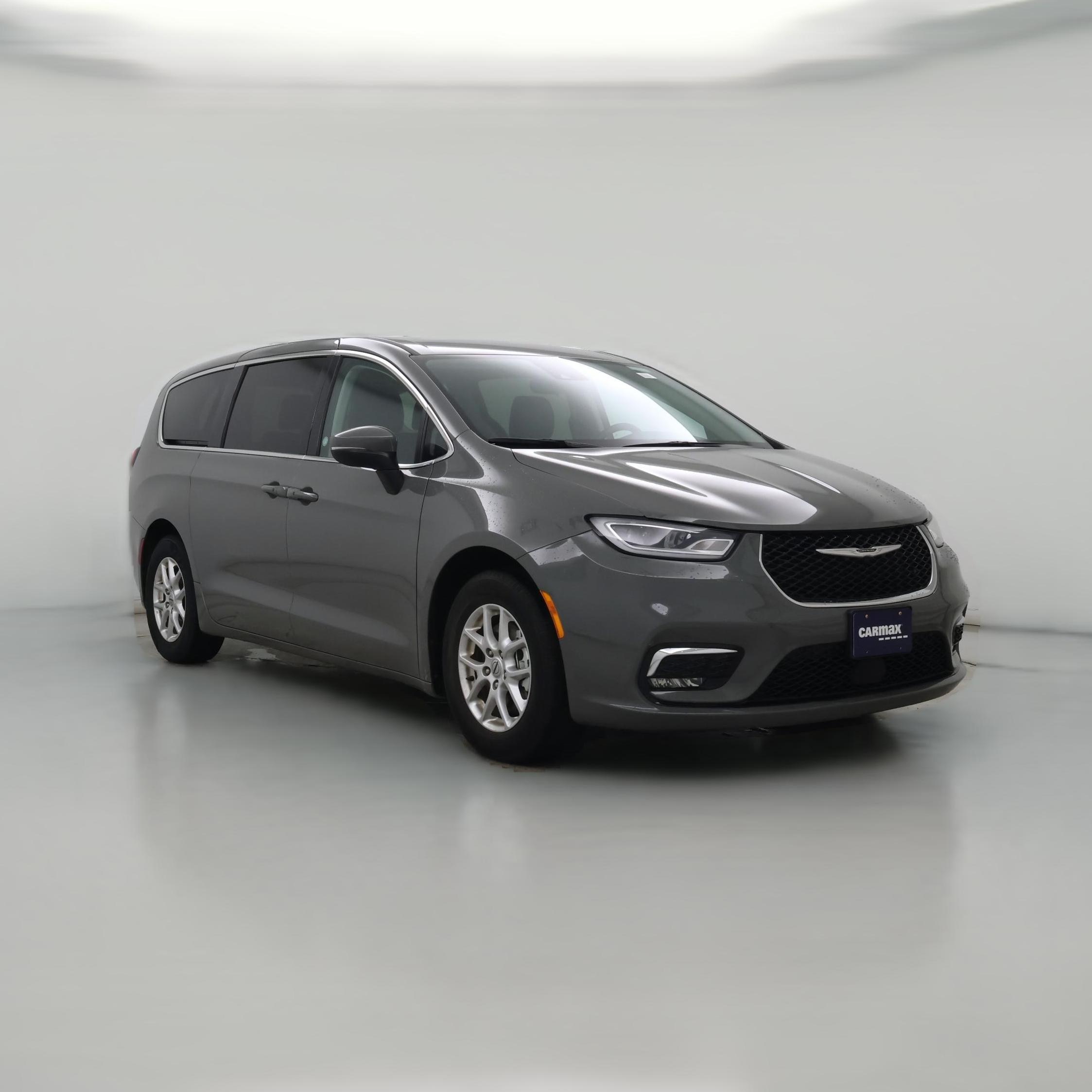 Thumbnail: 2023 Chrysler Pacifica - 1
