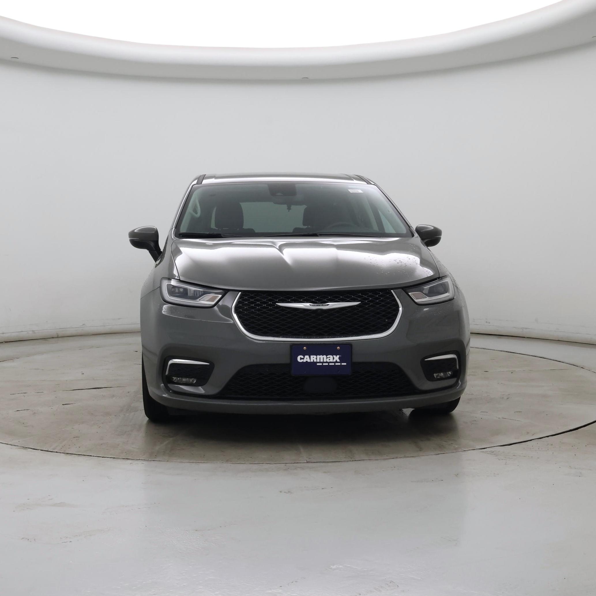 Thumbnail: 2023 Chrysler Pacifica - 5