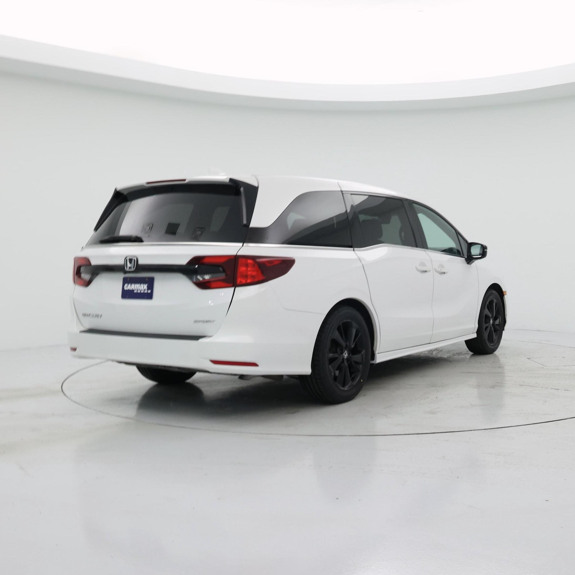 Thumbnail: 2023 Honda Odyssey - 8