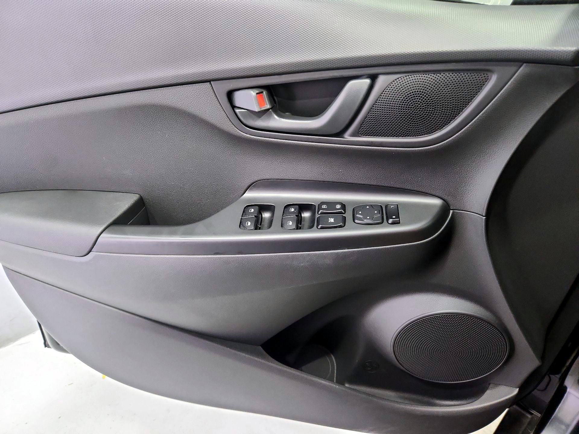 Thumbnail: 2023 Hyundai Kona - 12