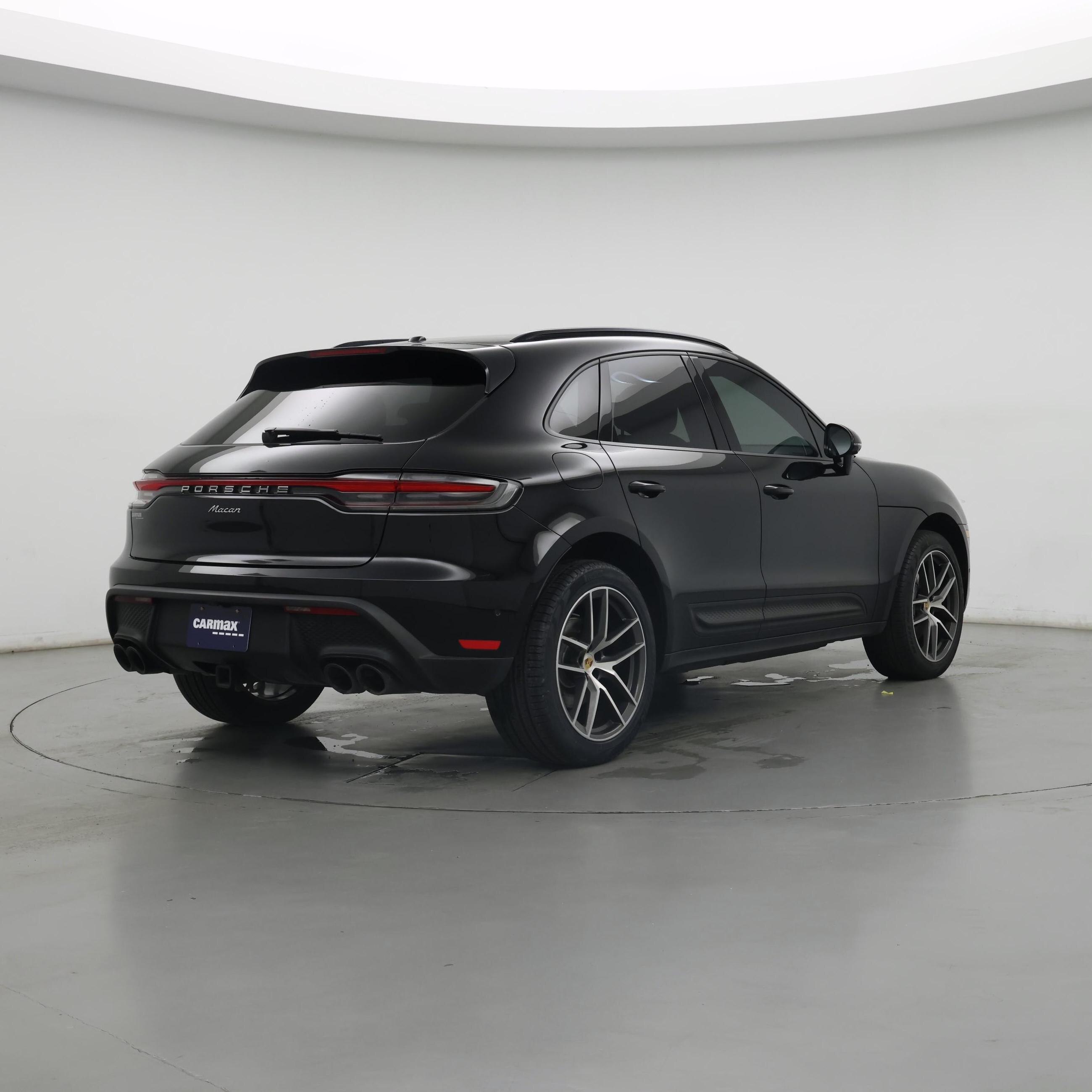 Thumbnail: 2022 Porsche Macan - 8