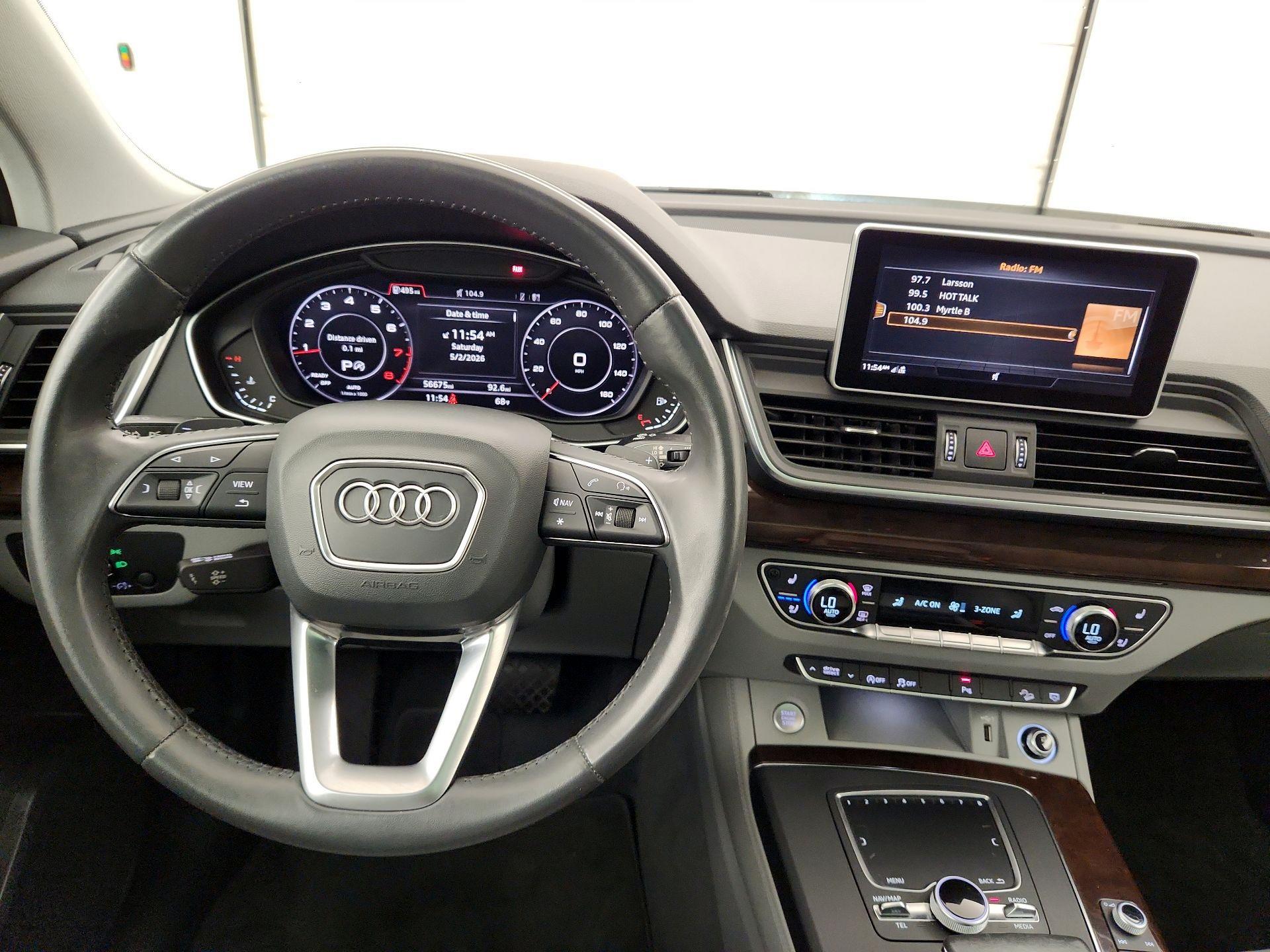 Thumbnail: 2020 Audi Q5 - 10