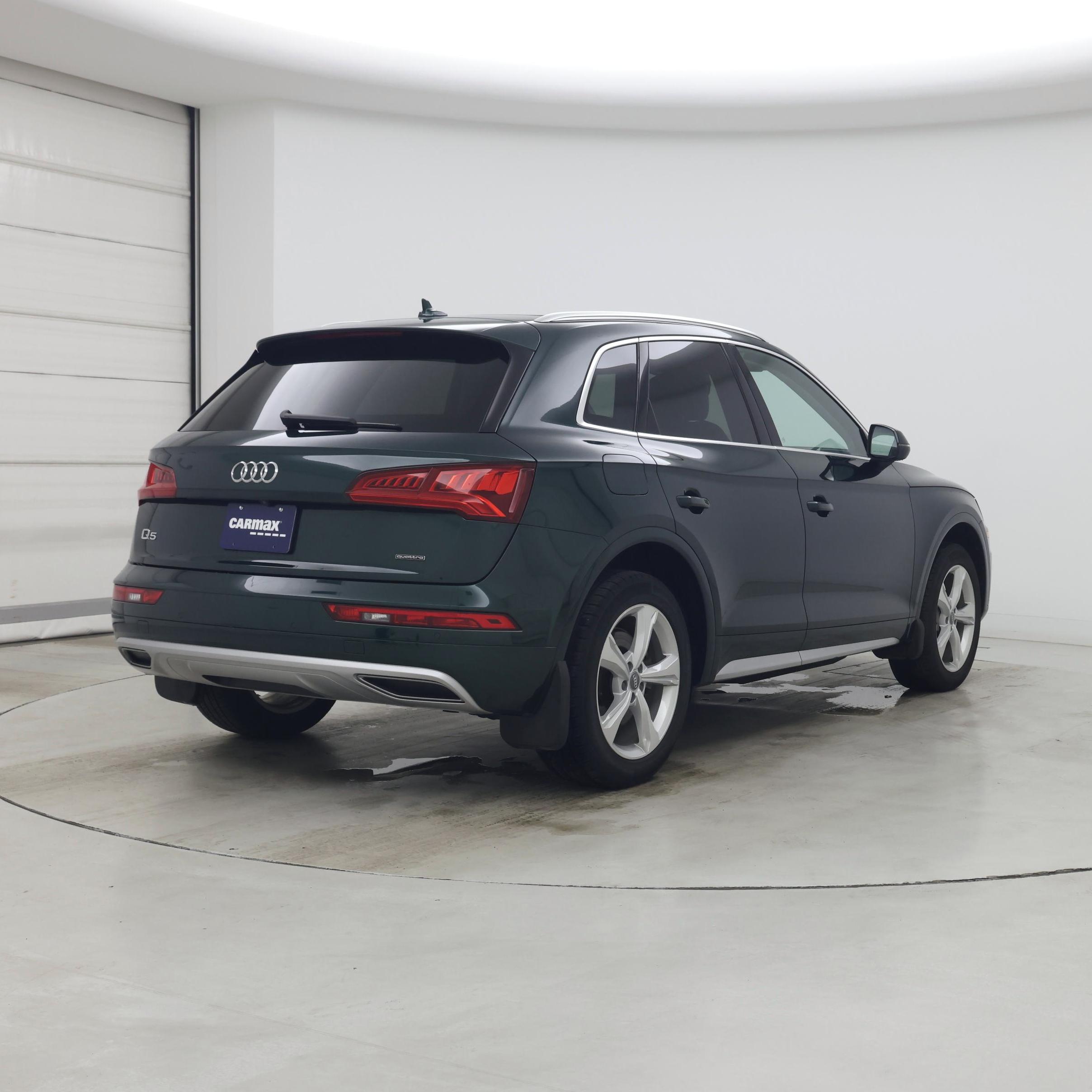 Thumbnail: 2020 Audi Q5 - 8