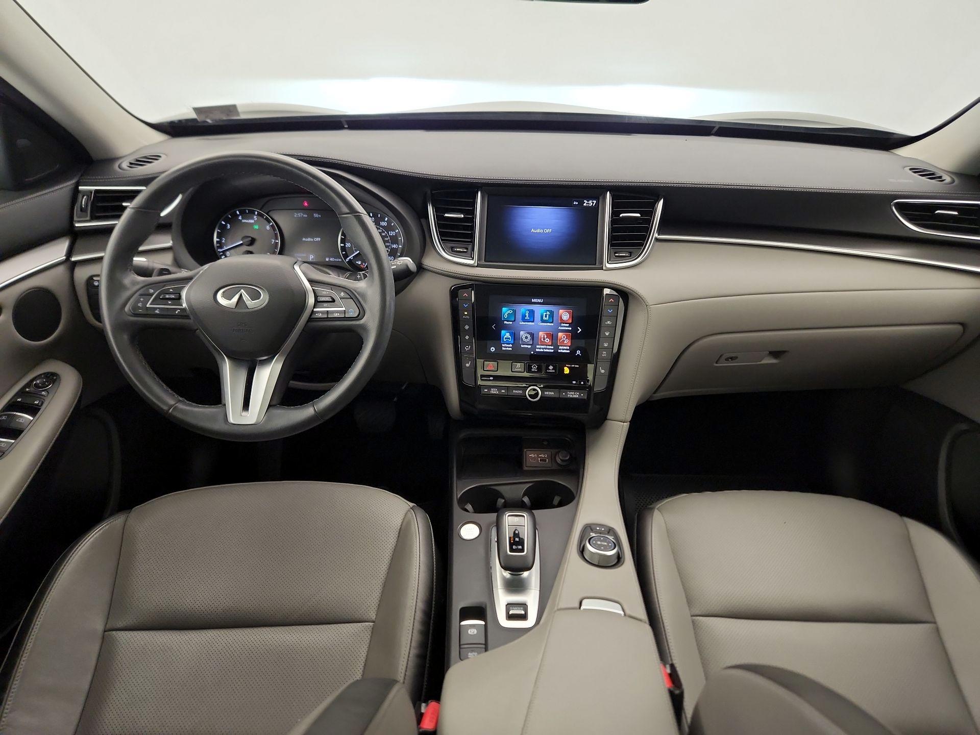 Thumbnail: 2023 INFINITI QX50 - 9