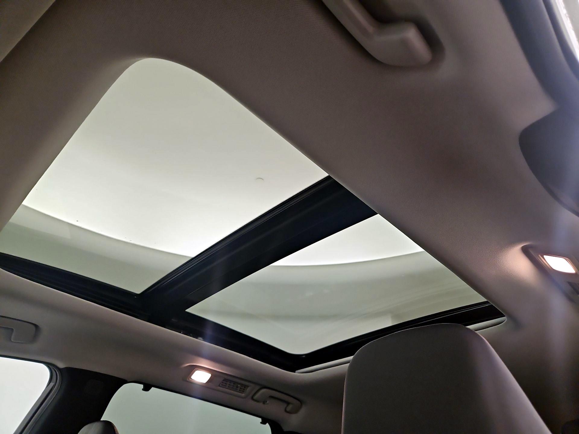 Thumbnail: 2023 INFINITI QX60 - 20