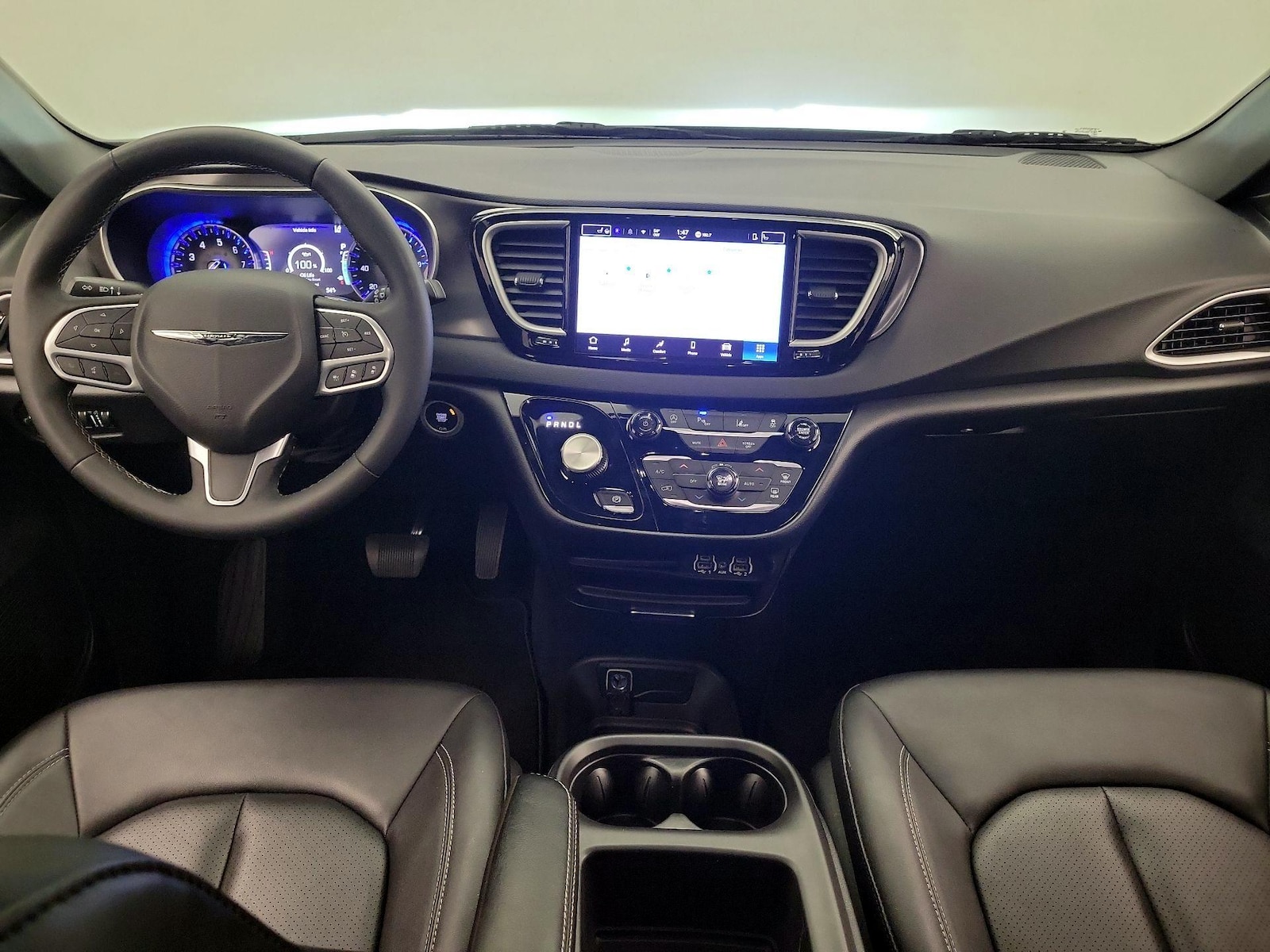 2025 Chrysler Pacifica Select - Photo 10