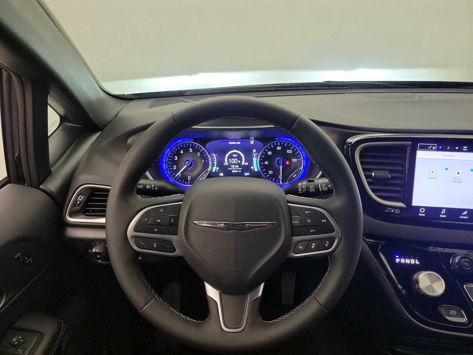 2025 Chrysler Pacifica Select - Photo 11